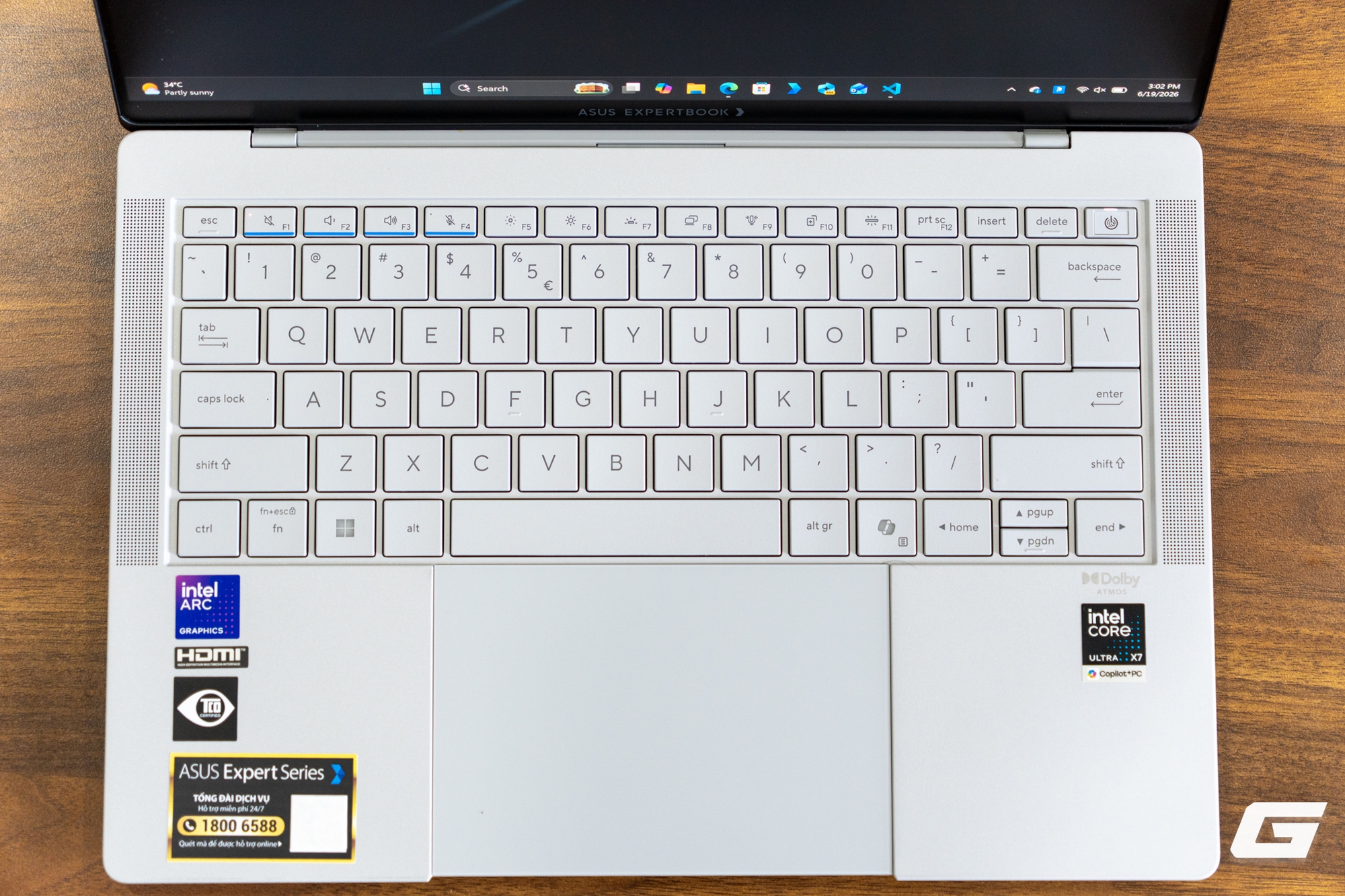 ASUS ExpertBook Ultra: flagship laptop doanh nghiệp gi&aacute; 100 triệu, nặng chưa đến 1kg m&agrave; sức mạnh kh&ocirc;ng thể xem nhẹ - Ảnh 24.