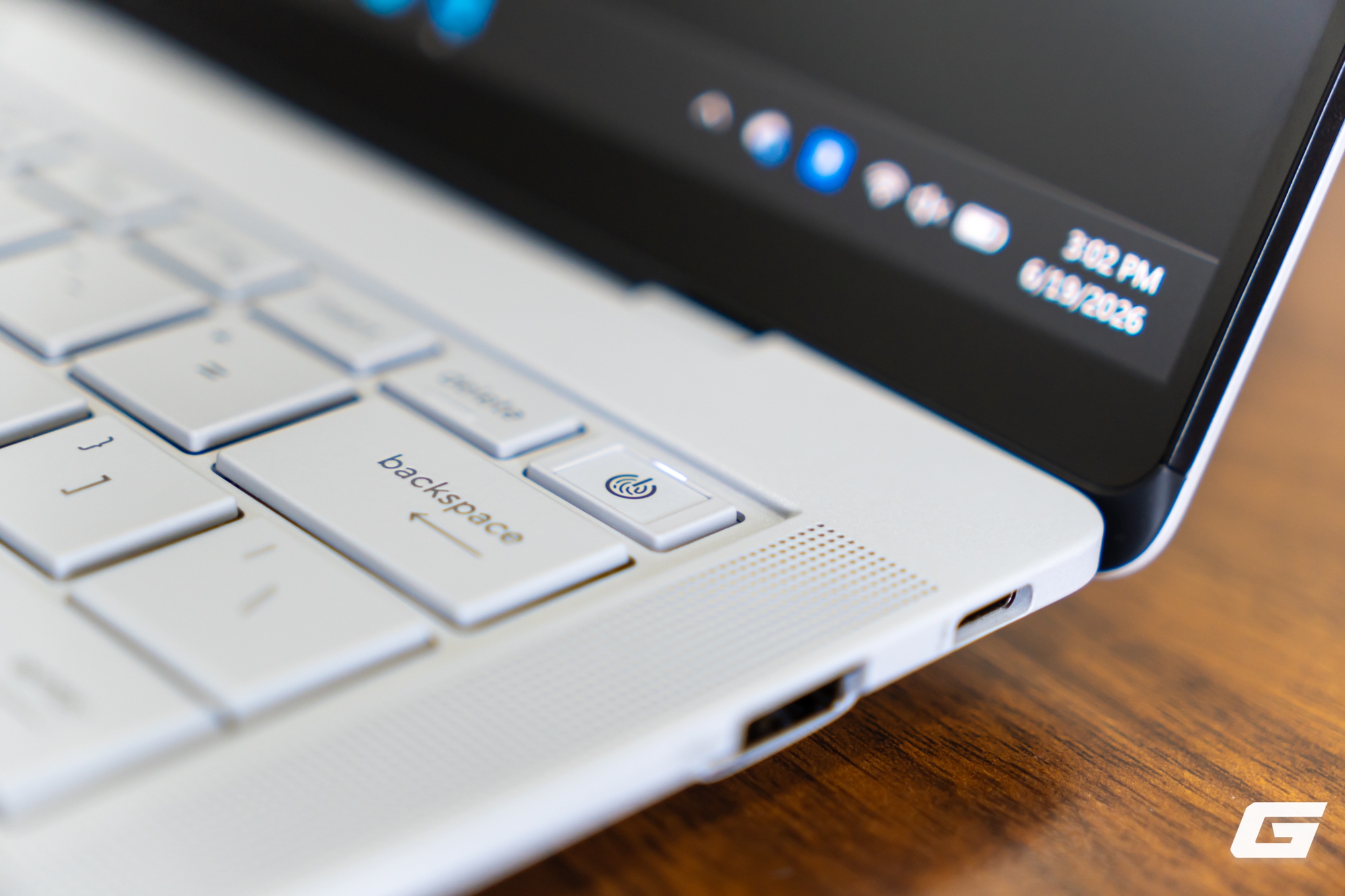 ASUS ExpertBook Ultra: flagship laptop doanh nghiệp gi&aacute; 100 triệu, nặng chưa đến 1kg m&agrave; sức mạnh kh&ocirc;ng thể xem nhẹ - Ảnh 20.