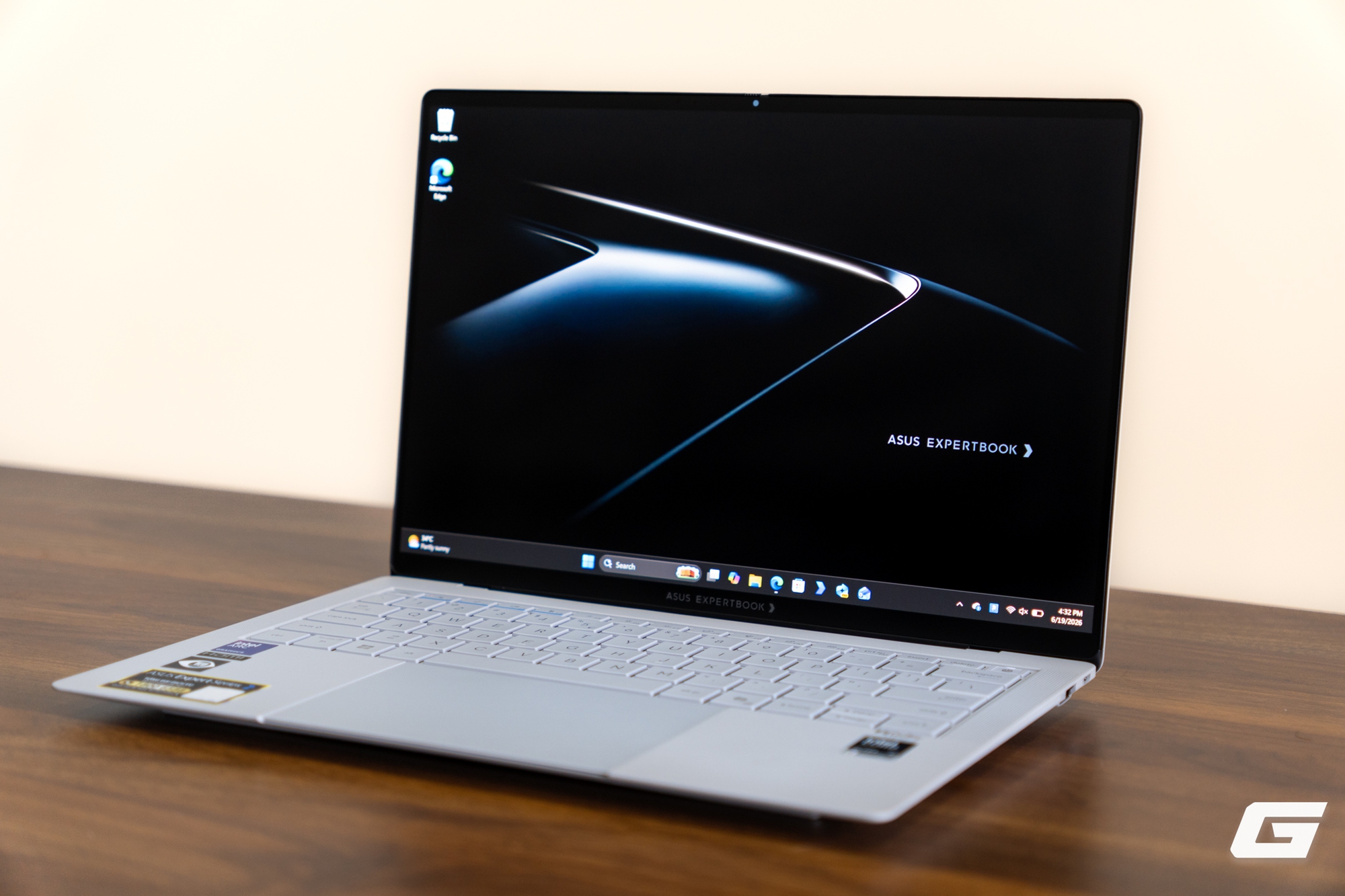 ASUS ExpertBook Ultra: flagship laptop doanh nghiệp gi&aacute; 100 triệu, nặng chưa đến 1kg m&agrave; sức mạnh kh&ocirc;ng thể xem nhẹ - Ảnh 52.