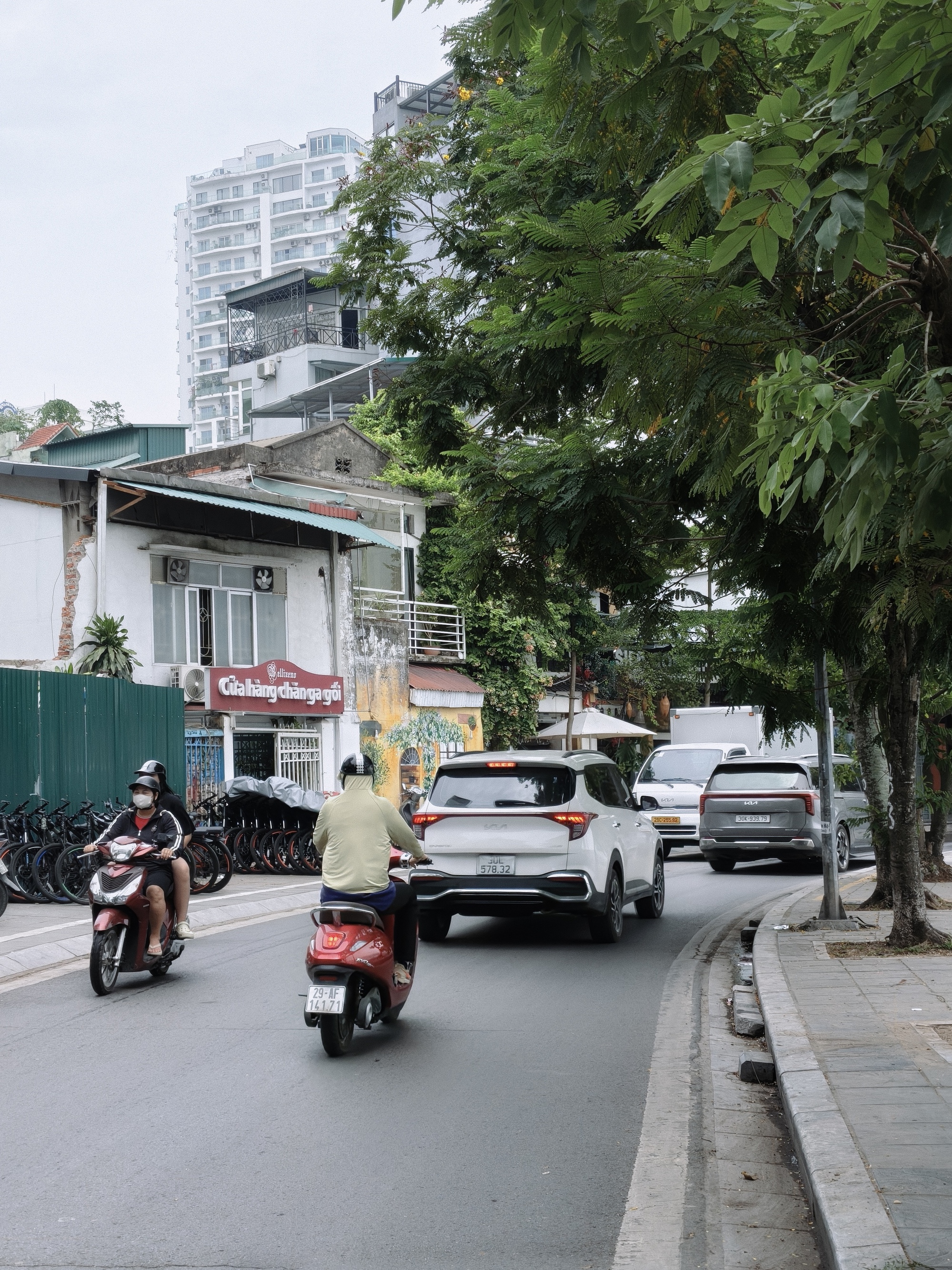 Gallery - Đây là OPPO Reno16 Pro 5G: Mặt lưng 3D nổi siêu "ảo diệu", camera 200MP và chế độ chụp ảnh giả lập phim rất GenZ - image 9