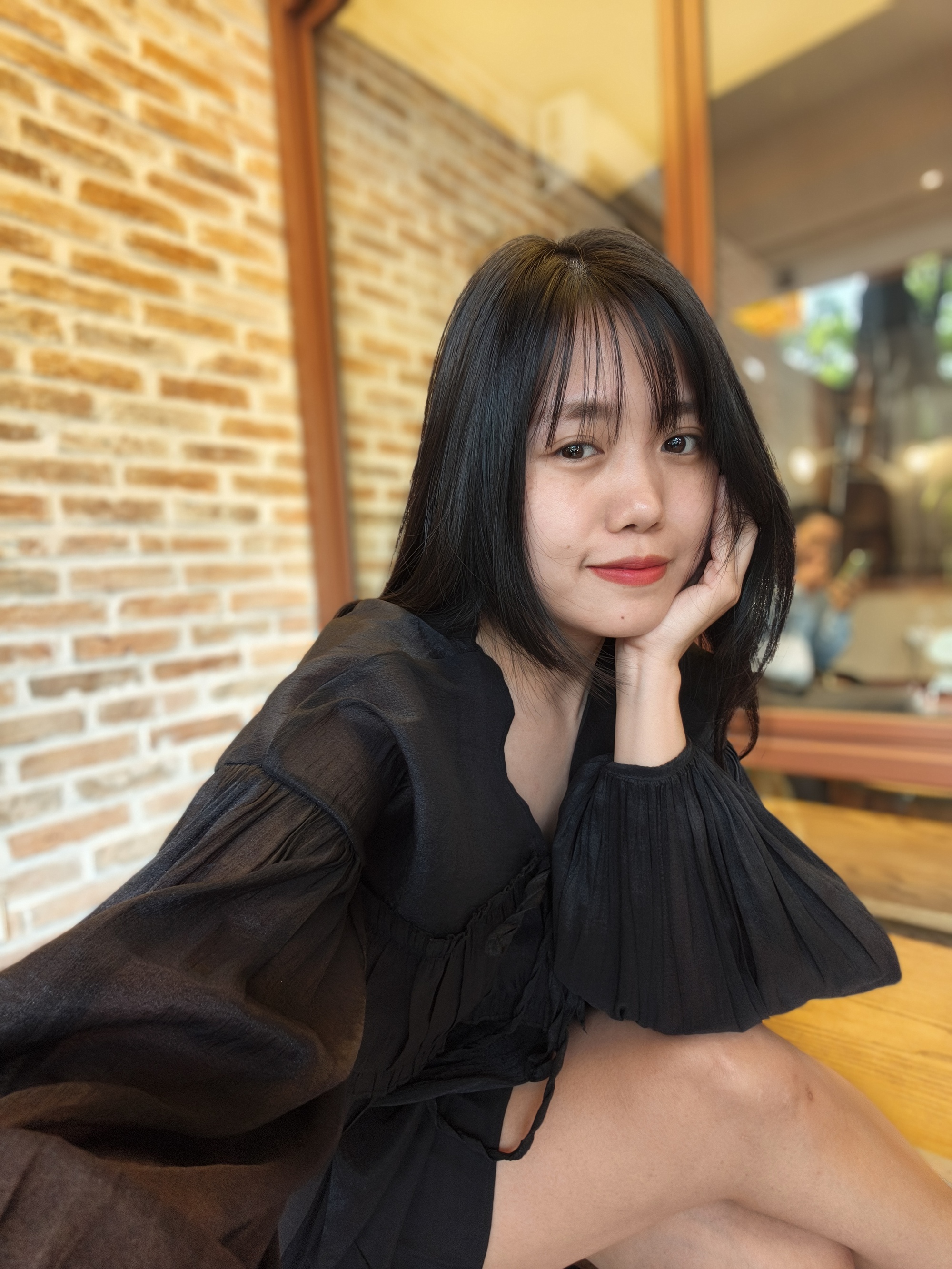 Gallery - Đây là OPPO Reno16 Pro 5G: Mặt lưng 3D nổi siêu "ảo diệu", camera 200MP và chế độ chụp ảnh giả lập phim rất GenZ - image 11