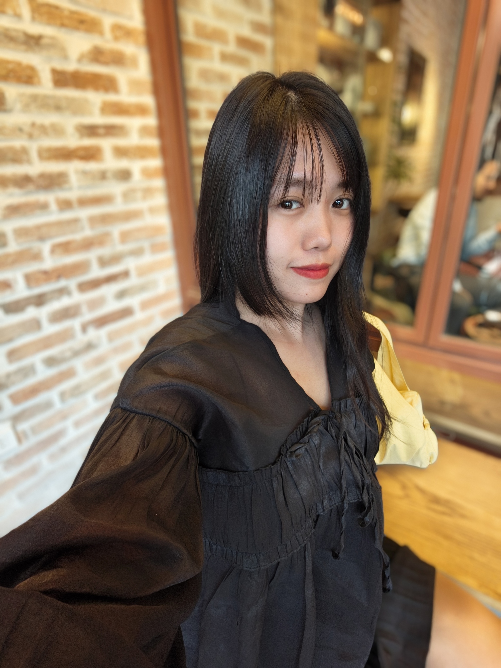 Gallery - Đây là OPPO Reno16 Pro 5G: Mặt lưng 3D nổi siêu "ảo diệu", camera 200MP và chế độ chụp ảnh giả lập phim rất GenZ - image 13