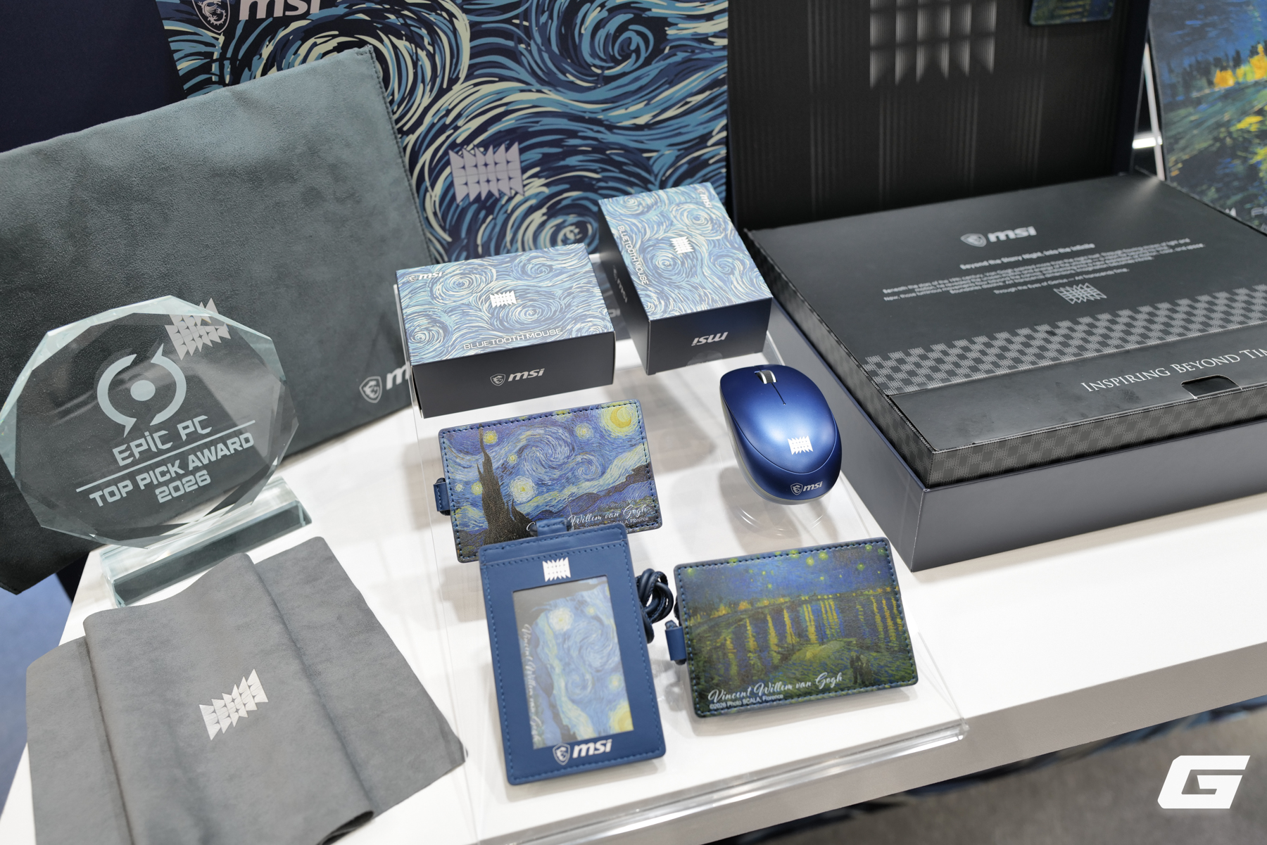 Cận cảnh laptop Van Gogh giới hạn của MSI tại Computex 2026: Đẹp hơn mọi laptop gaming từng thấy - Ảnh 12.