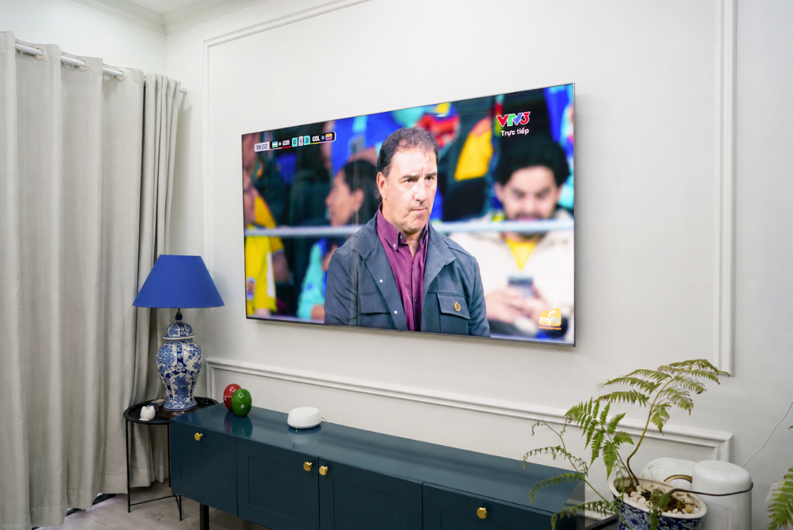 Xem World Cup 2026 tr&ecirc;n TCL C8L sẽ thấy c&oacute; những c&ocirc;ng nghệ phải trải nghiệm tận mắt, tận tai mới "chất" - Ảnh 8.