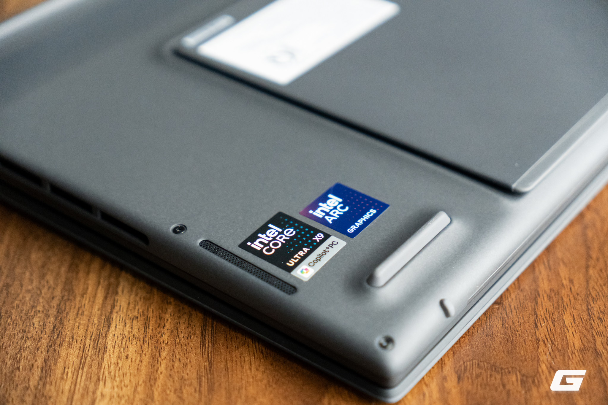 Gallery - Đánh giá Zenbook DUO 2026: Laptop hai màn hình để làm gì? ASUS đã tìm ra lời giải - image 6