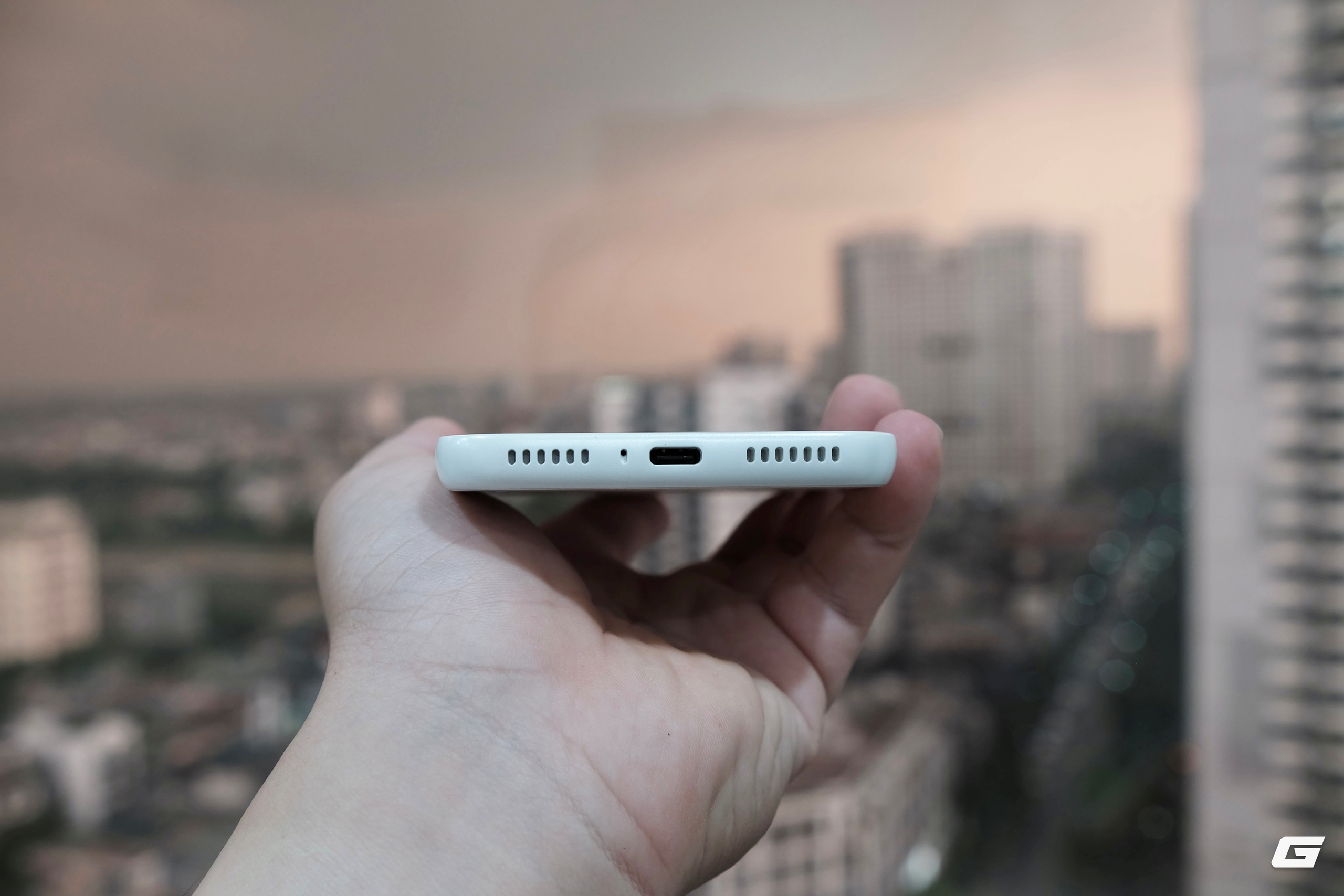 Gallery - Hanvon Clear Mobile: Một chiếc máy đọc sách bỏ túi khá thú vị và điều gây chú ý không chỉ nằm ở màn hình E-Ink - image 3