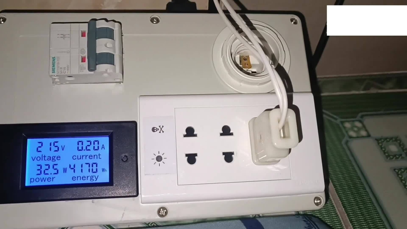 Bật điều h&ograve;a qua đ&ecirc;m tốn bao nhi&ecirc;u tiền điện? Con số kh&ocirc;ng như nhiều người nghĩ - Ảnh 2.