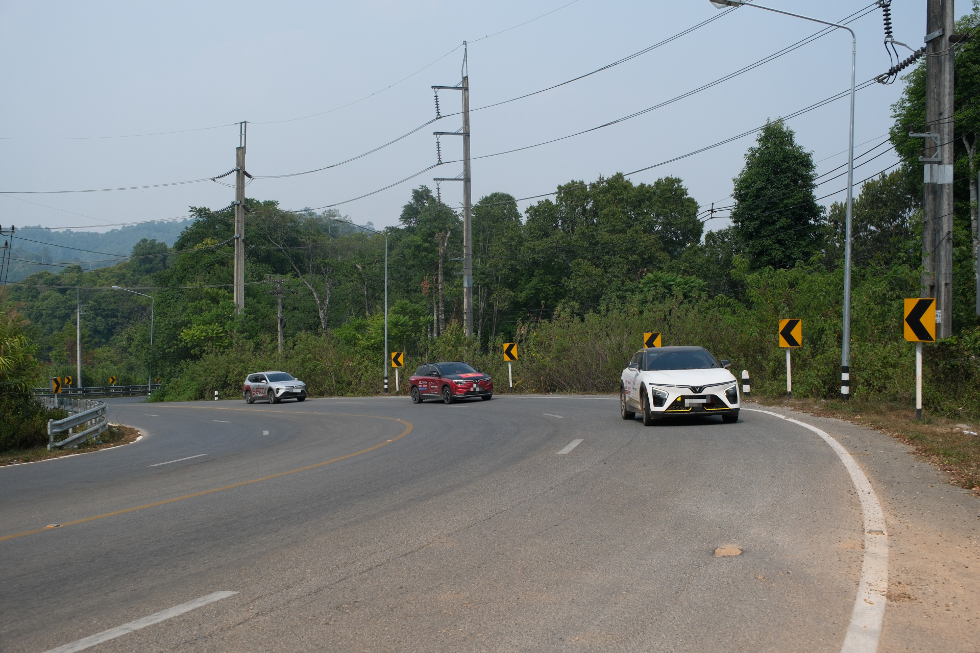 Sau chuyến "phượt" 10.000 km xuy&ecirc;n Đ&ocirc;ng Nam &Aacute; bằng xe điện, chủ xe nhận thấy lợi thế r&otilde; r&agrave;ng của &ldquo;s&acirc;n nh&agrave;&rdquo; so với &ldquo;s&acirc;n kh&aacute;ch&rdquo; - Ảnh 10.
