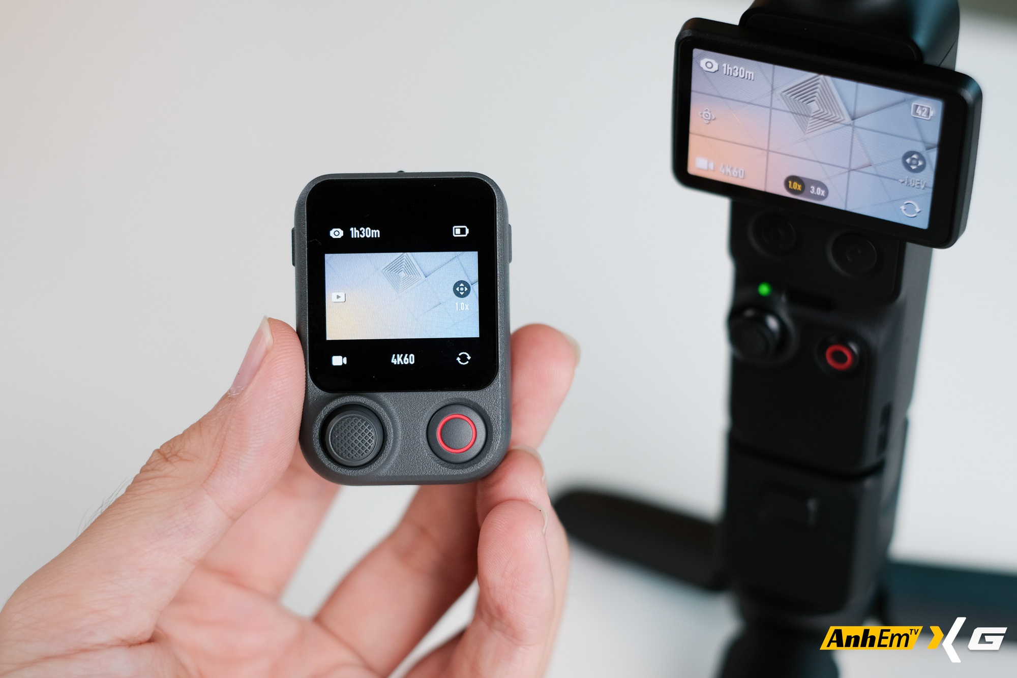 Tr&ecirc;n tay DJI Osmo Pocket 4P: Một bước tiến lớn về khả năng quay phim, một bước l&ugrave;i nhỏ về sự tiện lợi- Ảnh 14.