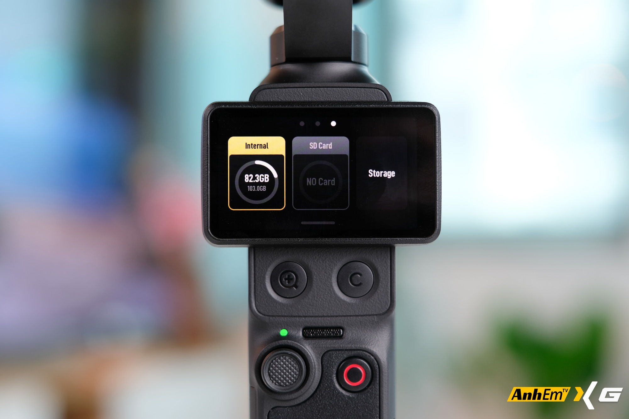 Tr&ecirc;n tay DJI Osmo Pocket 4P: Một bước tiến lớn về khả năng quay phim, một bước l&ugrave;i nhỏ về sự tiện lợi- Ảnh 11.