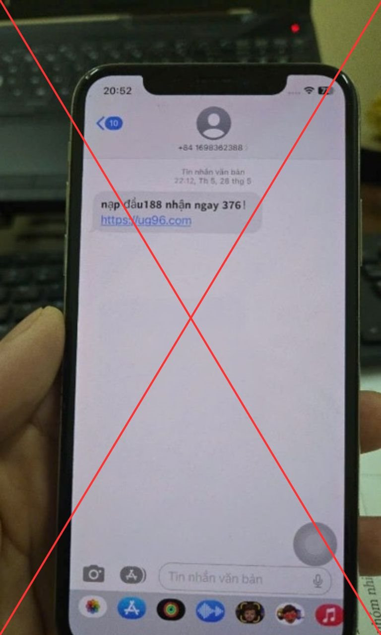C&ocirc;ng an th&ocirc;ng b&aacute;o đến tất cả người d&acirc;n nhận được tin nhắn SMS c&oacute; nội dung sau- Ảnh 2.