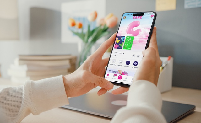 Một học sinh 15 tuổi giờ đ&atilde; c&oacute; thể mở t&agrave;i khoản ng&acirc;n h&agrave;ng online: Thay đổi nhỏ c&oacute; thể định h&igrave;nh thế hệ người d&ugrave;ng t&agrave;i ch&iacute;nh tiếp theo - Ảnh 1.