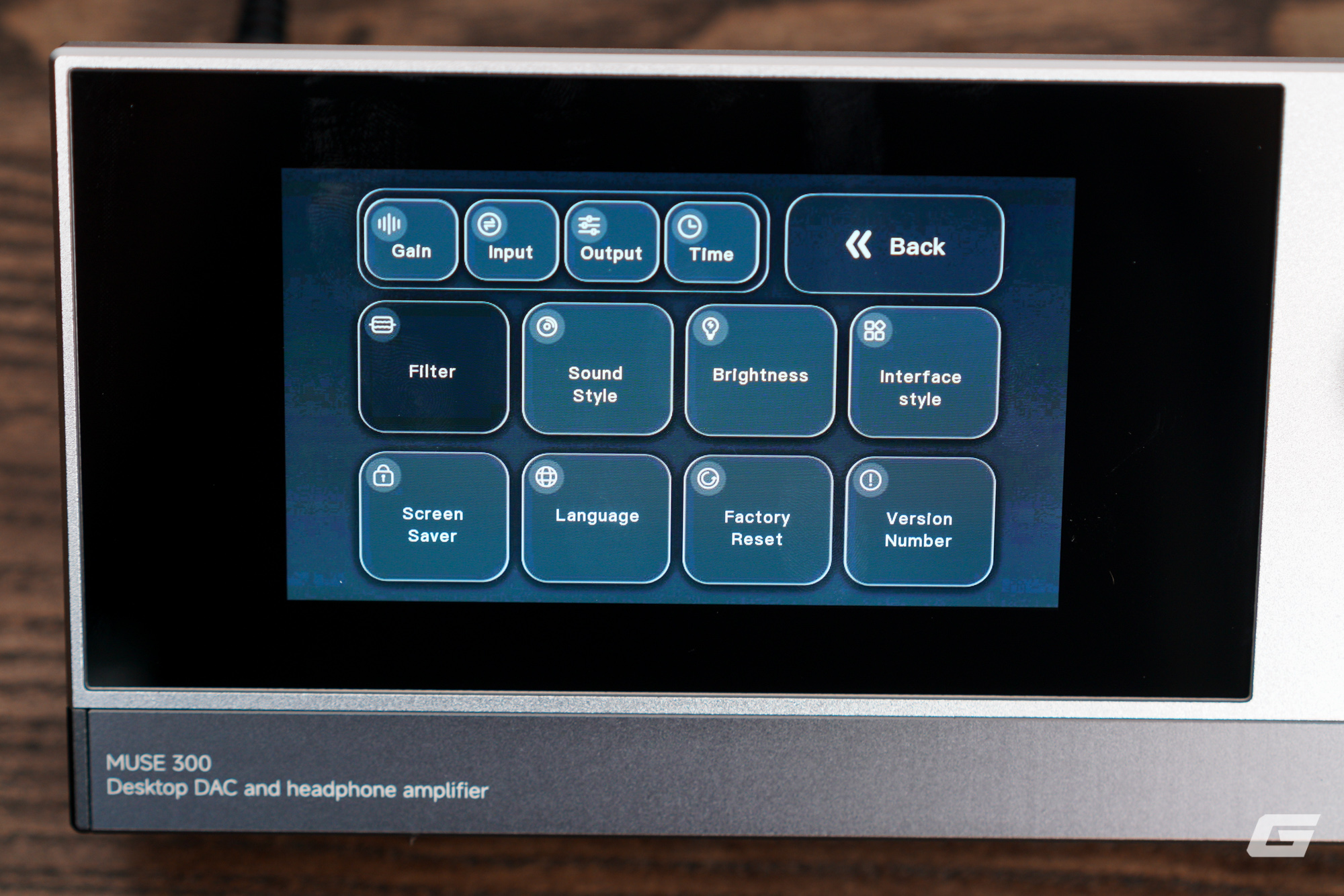 Đ&aacute;nh gi&aacute; MUSE HiFi M300: DAC/Amp si&ecirc;u "độc lạ" với hệ điều h&agrave;nh ri&ecirc;ng, m&agrave;n h&igrave;nh 5 inch v&agrave; chế độ giả lập &acirc;m thanh của đ&egrave;n!- Ảnh 14.