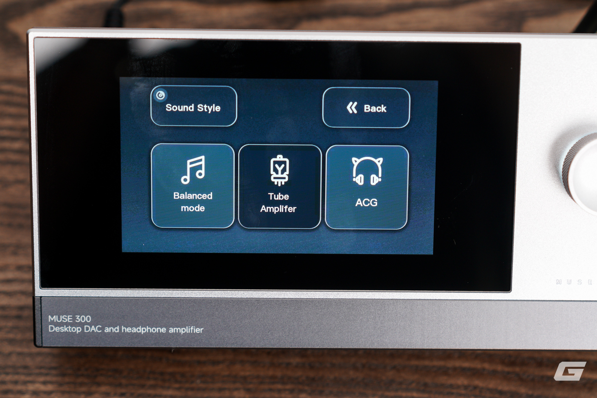 Đ&aacute;nh gi&aacute; MUSE HiFi M300: DAC/Amp si&ecirc;u "độc lạ" với hệ điều h&agrave;nh ri&ecirc;ng, m&agrave;n h&igrave;nh 5 inch v&agrave; chế độ giả lập &acirc;m thanh của đ&egrave;n!- Ảnh 24.