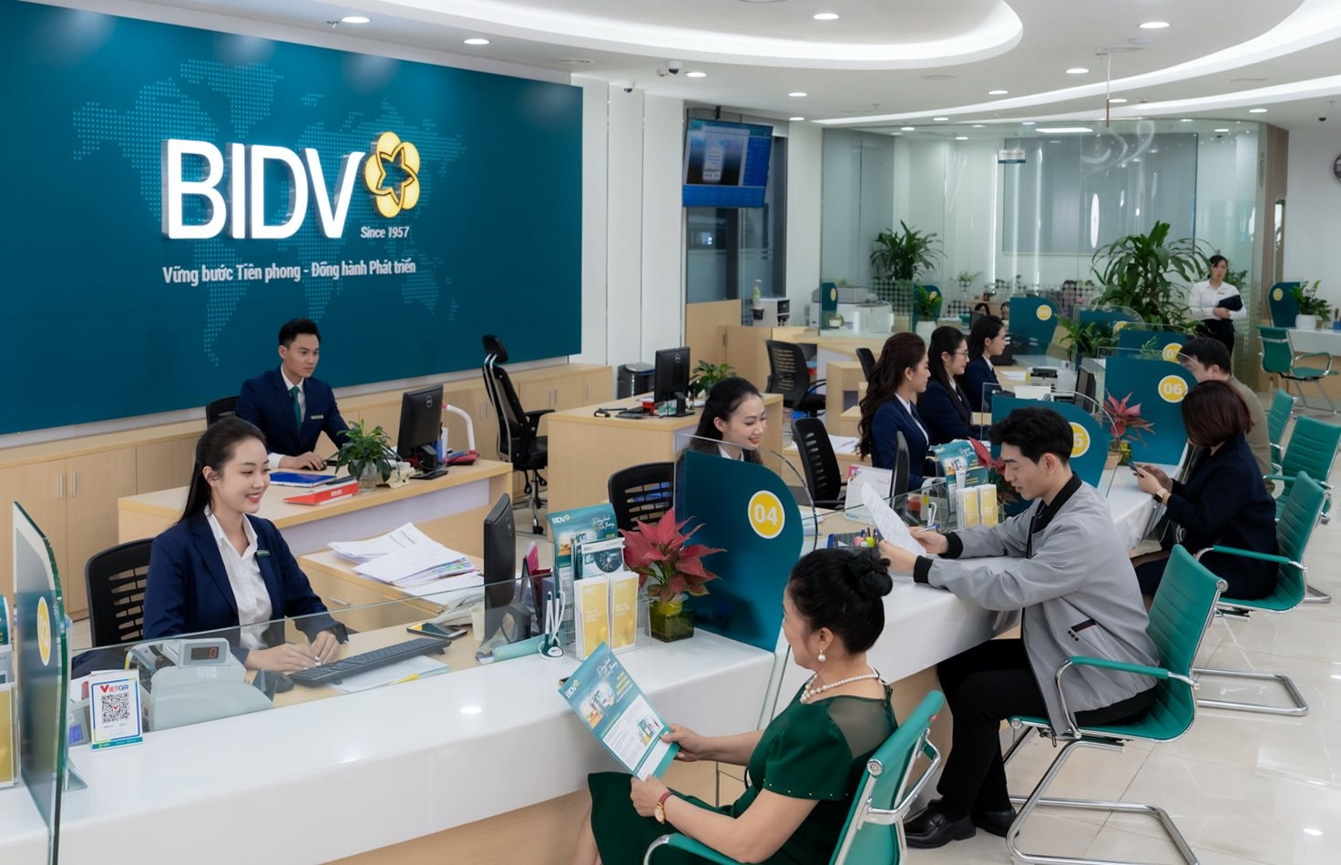 Trường hợp t&agrave;i khoản ng&acirc;n h&agrave;ng Vietcombank, VietinBank, Agribank, BIDV... bị phong tỏa ngay lập tức - Ảnh 2.