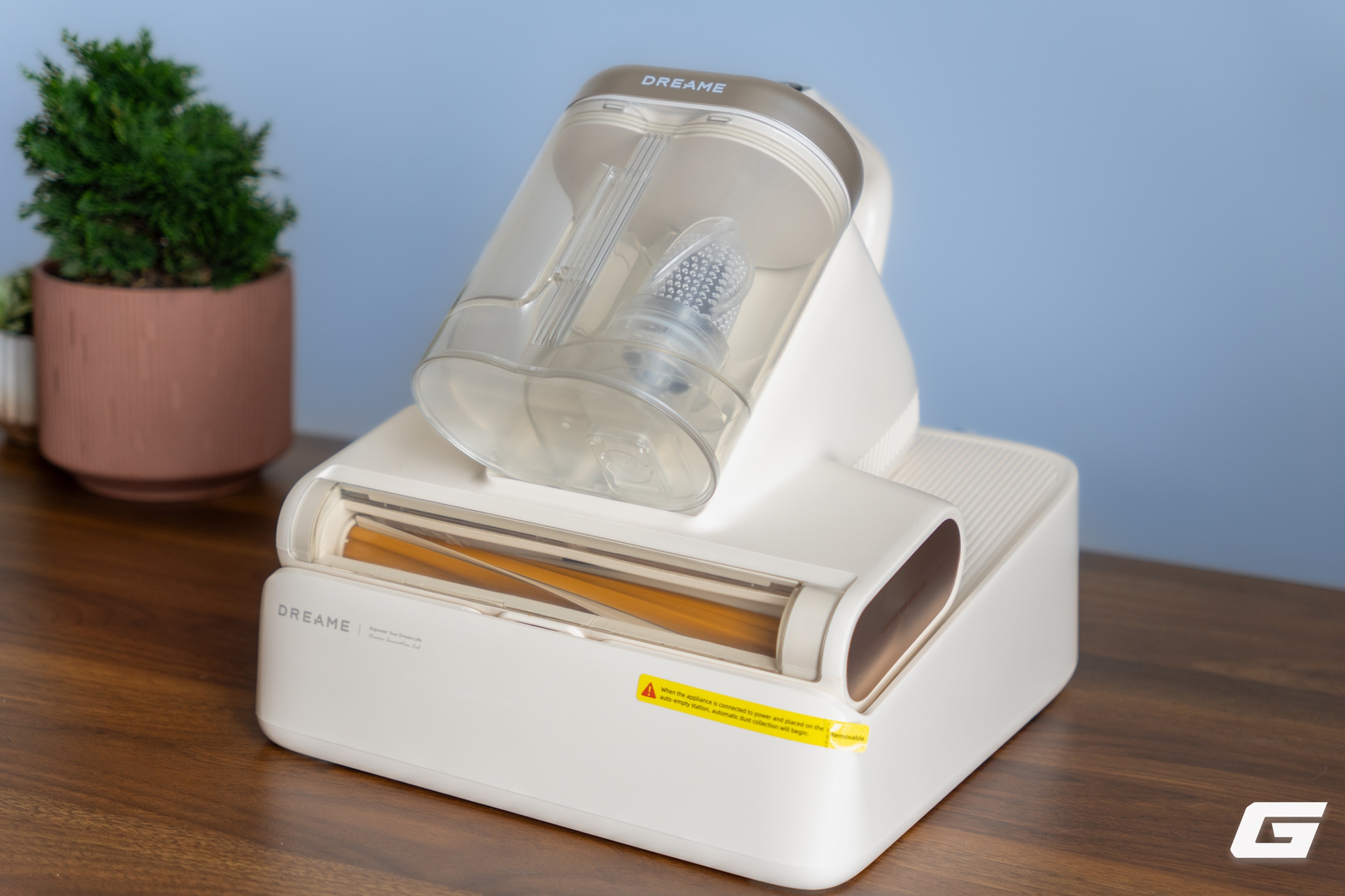 Đ&aacute;nh gi&aacute; Dreame D20 Aura - m&aacute;y h&uacute;t bụi giường nệm gi&uacute;p bạn kh&ocirc;ng phải chạm tay v&agrave;o đống bụi bẩn - Ảnh 1.