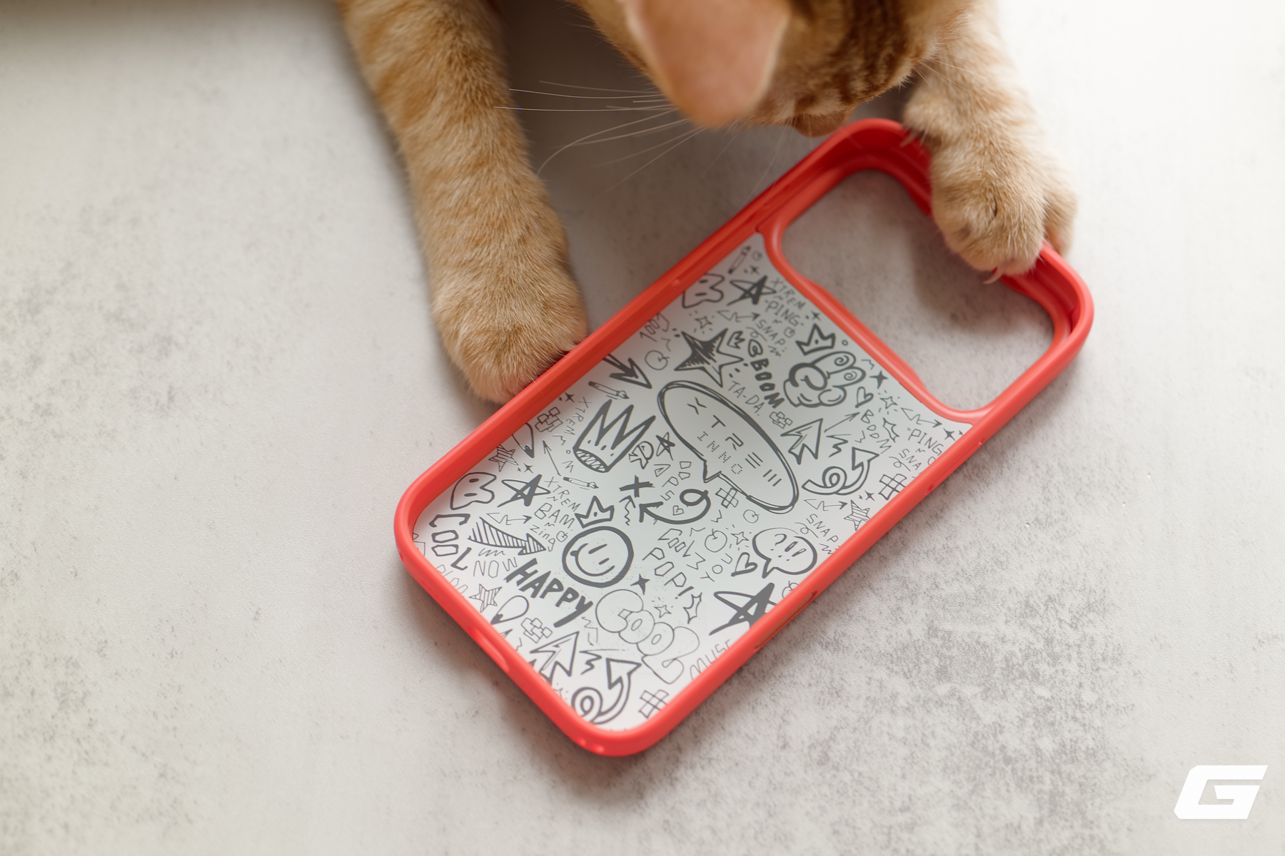 Gallery - Trên tay XTREM E-Ink Case: Chiếc ốp lưng có thể thay đổi giao diện chỉ bằng một cú chạm, không cần pin vẫn hoạt động