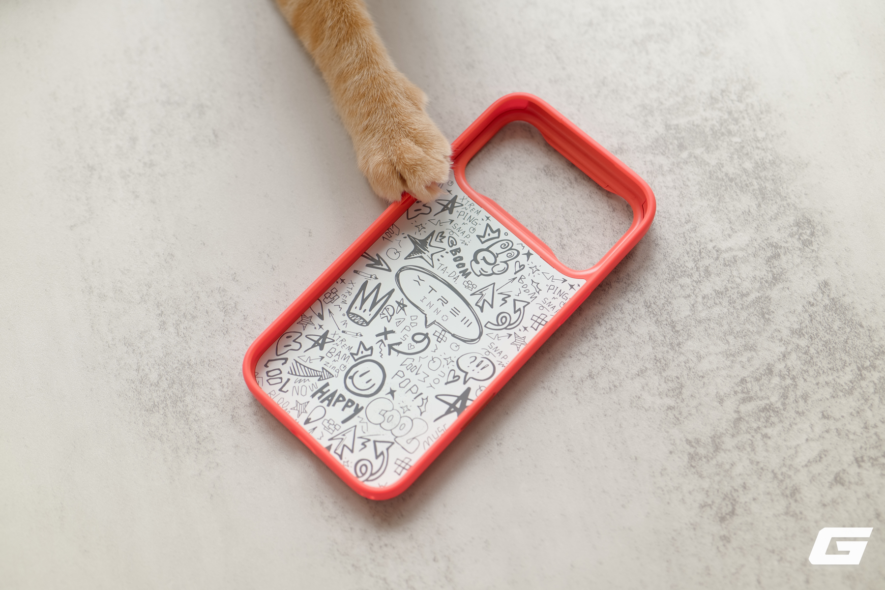 Gallery - Trên tay XTREM E-Ink Case: Chiếc ốp lưng có thể thay đổi giao diện chỉ bằng một cú chạm, không cần pin vẫn hoạt động - image 1