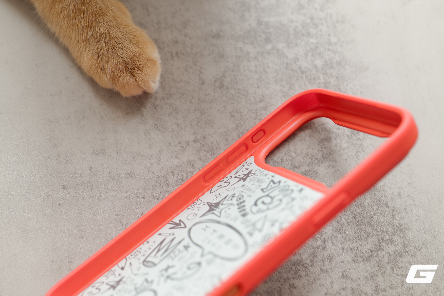 Gallery - Trên tay XTREM E-Ink Case: Chiếc ốp lưng có thể thay đổi giao diện chỉ bằng một cú chạm, không cần pin vẫn hoạt động - image 3