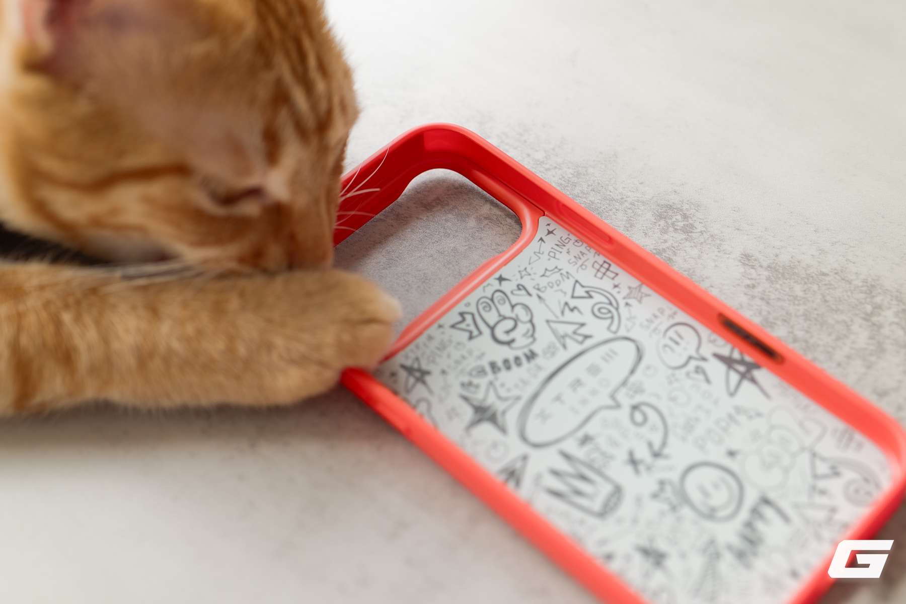 Gallery - Trên tay XTREM E-Ink Case: Chiếc ốp lưng có thể thay đổi giao diện chỉ bằng một cú chạm, không cần pin vẫn hoạt động - image 4