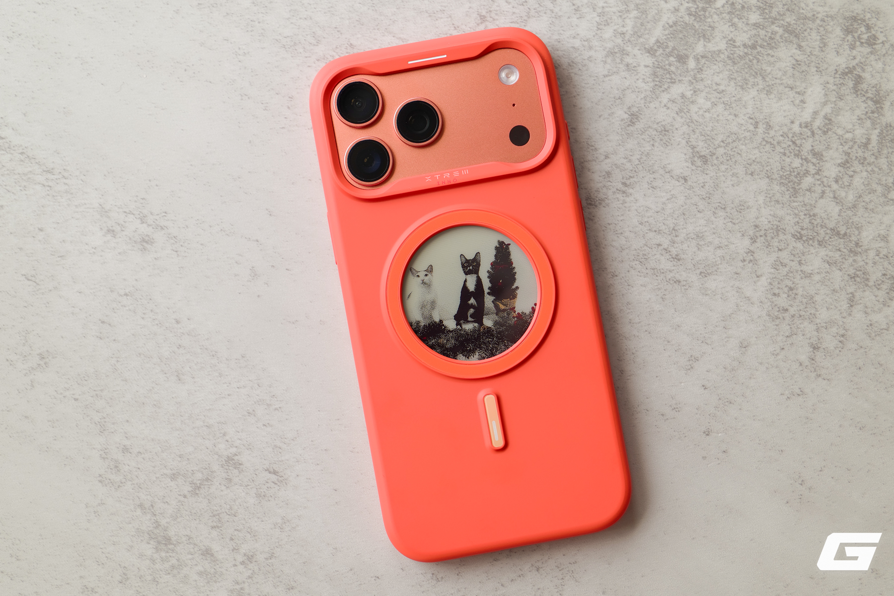 Gallery - Trên tay XTREM E-Ink Case: Chiếc ốp lưng có thể thay đổi giao diện chỉ bằng một cú chạm, không cần pin vẫn hoạt động - image 7