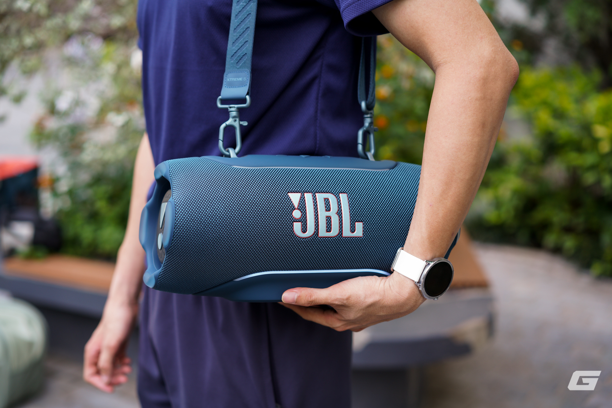 Đ&acirc;y l&agrave; JBL Xtreme5: Loa tiệc t&ugrave;ng "si&ecirc;u bass", c&ocirc;ng suất lớn cho kh&ocirc;ng gian rộng v&agrave; chống chọi mọi điều kiện thời tiết- Ảnh 17.