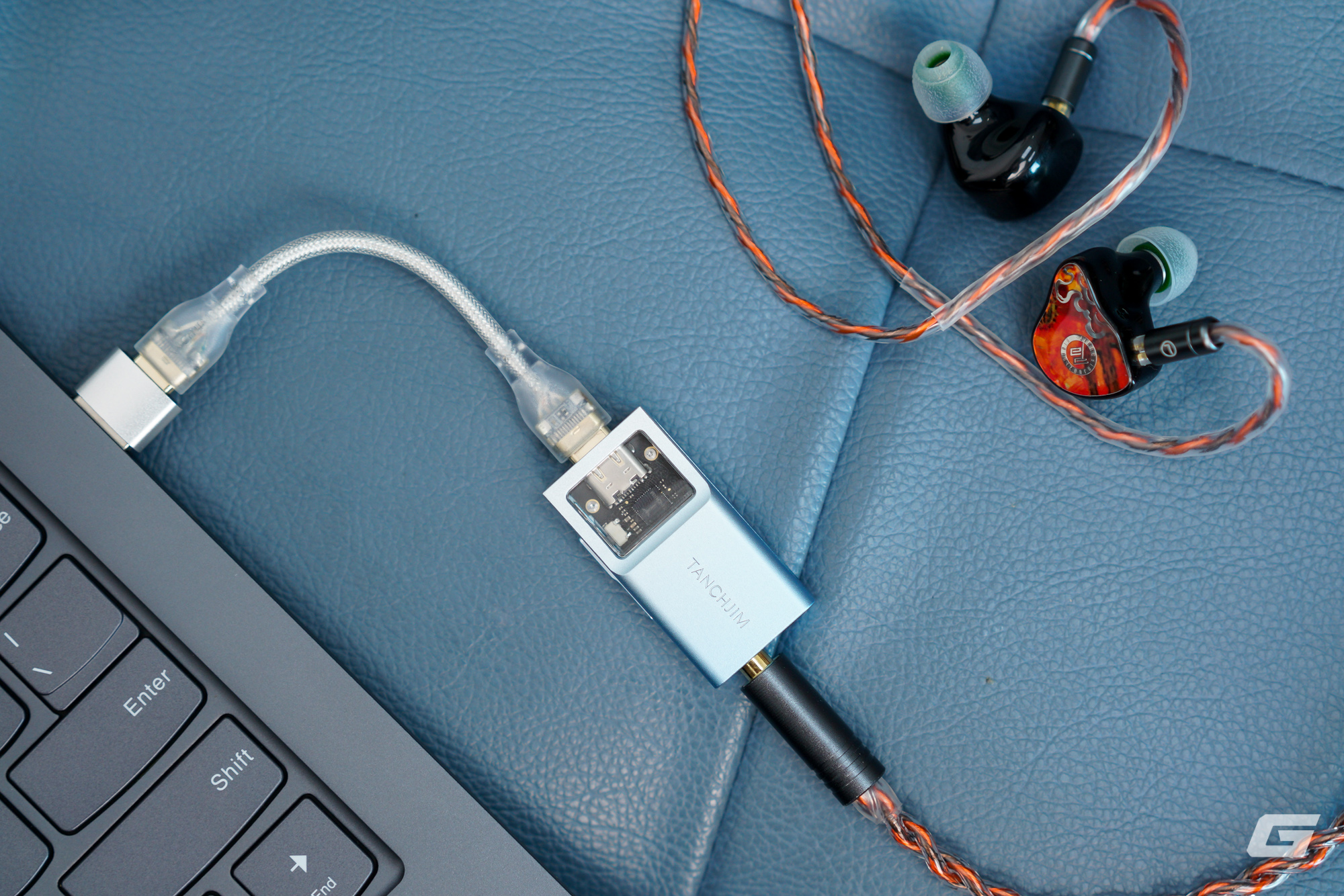 Bạn c&oacute; thực sự cần tới dongle DAC/Amp chuy&ecirc;n biệt để nghe nhạc với điện thoại kh&ocirc;ng?- Ảnh 17.