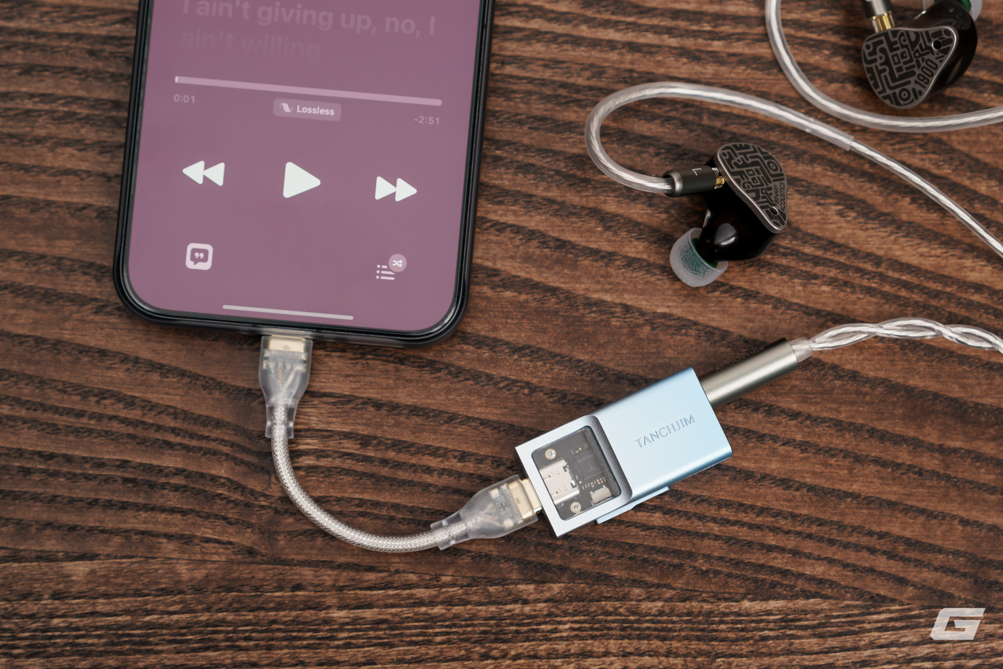 Bạn c&oacute; thực sự cần tới dongle DAC/Amp chuy&ecirc;n biệt để nghe nhạc với điện thoại kh&ocirc;ng?- Ảnh 16.