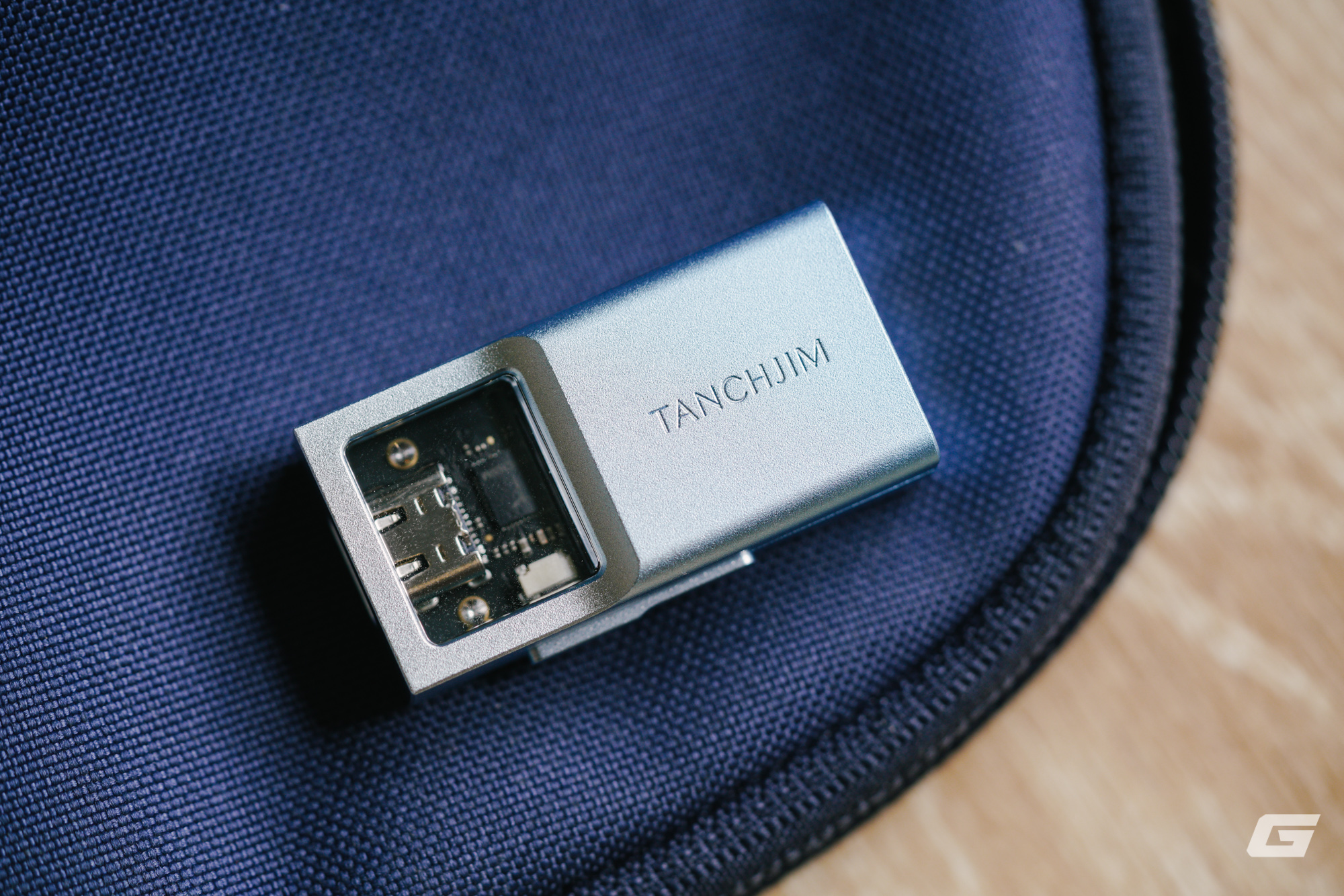 Bạn c&oacute; thực sự cần tới dongle DAC/Amp chuy&ecirc;n biệt để nghe nhạc với điện thoại kh&ocirc;ng?- Ảnh 1.