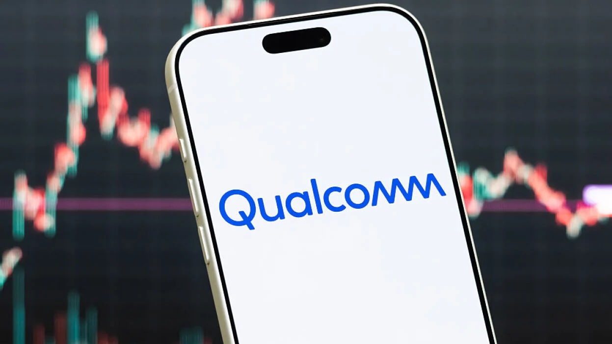 Qualcomm thông báo tăng sốc giá chip: Giấc mơ điện thoại giá rẻ biến mất hoàn toàn - Ảnh 2.