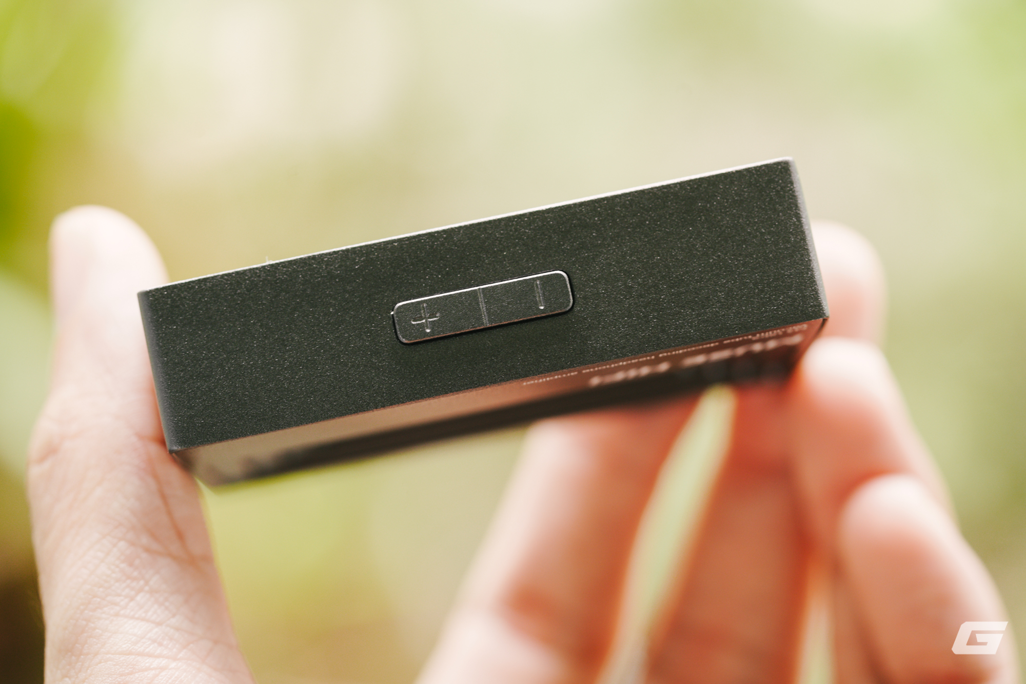 Chiếc DAC/Amp nghe nhạc bỏ t&uacute;i n&agrave;y gi&uacute;p bạn đem "chất &acirc;m đ&egrave;n" đi mu&ocirc;n nơi- Ảnh 6.