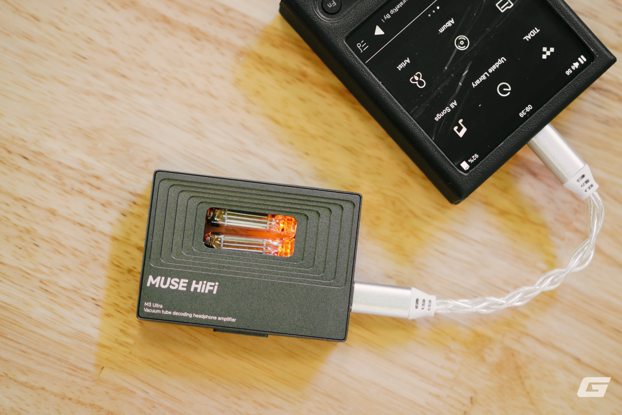 Chiếc DAC/Amp nghe nhạc bỏ t&uacute;i n&agrave;y gi&uacute;p bạn đem "chất &acirc;m đ&egrave;n" đi mu&ocirc;n nơi- Ảnh 3.