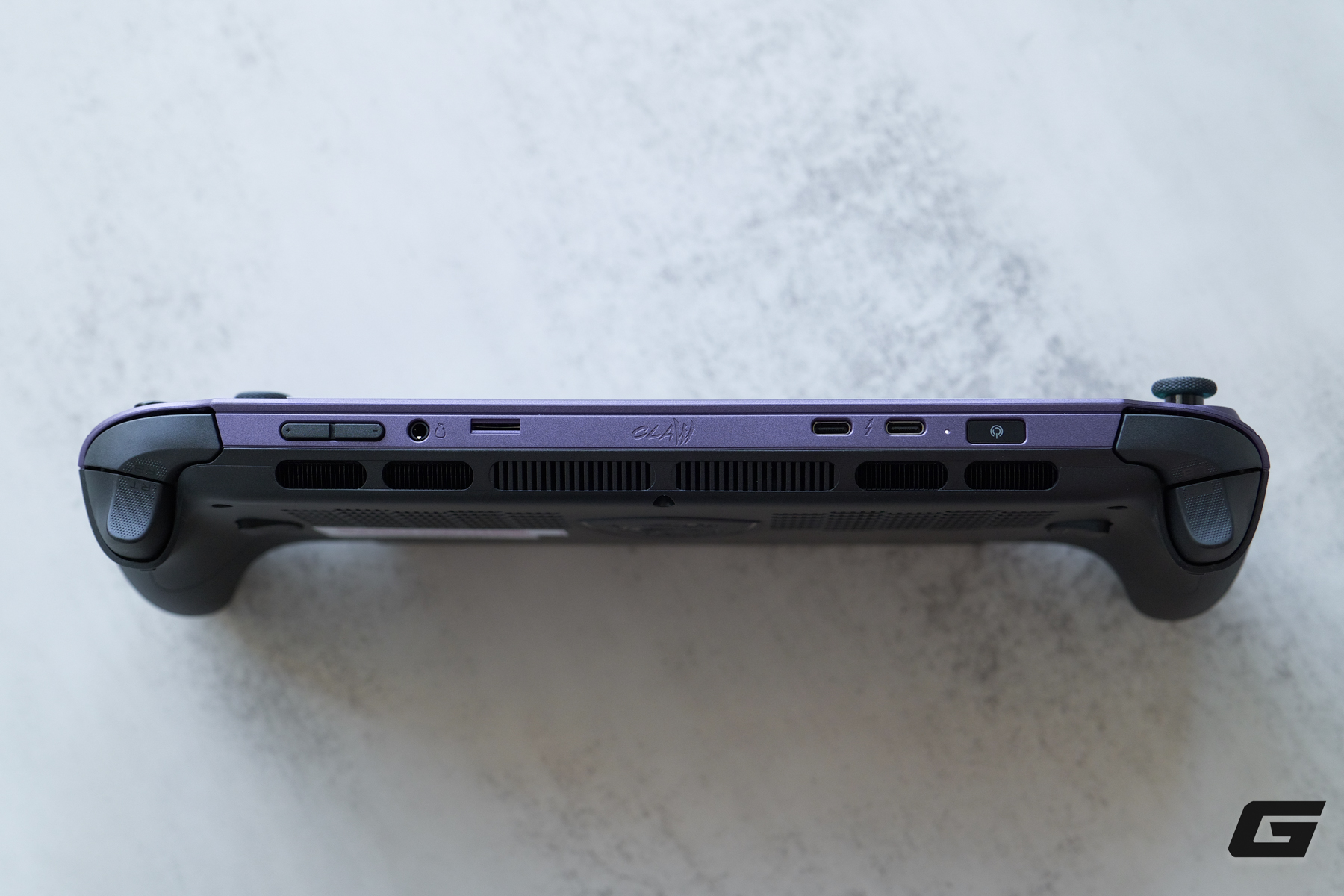 Tr&ecirc;n tay MSI Claw 8 EX AI+: Chip Intel Arc G3 Extreme, m&agrave;n h&igrave;nh lớn hơn, cầm sướng hơn, thiết kế cũng kh&aacute;c hẳn - Ảnh 17.
