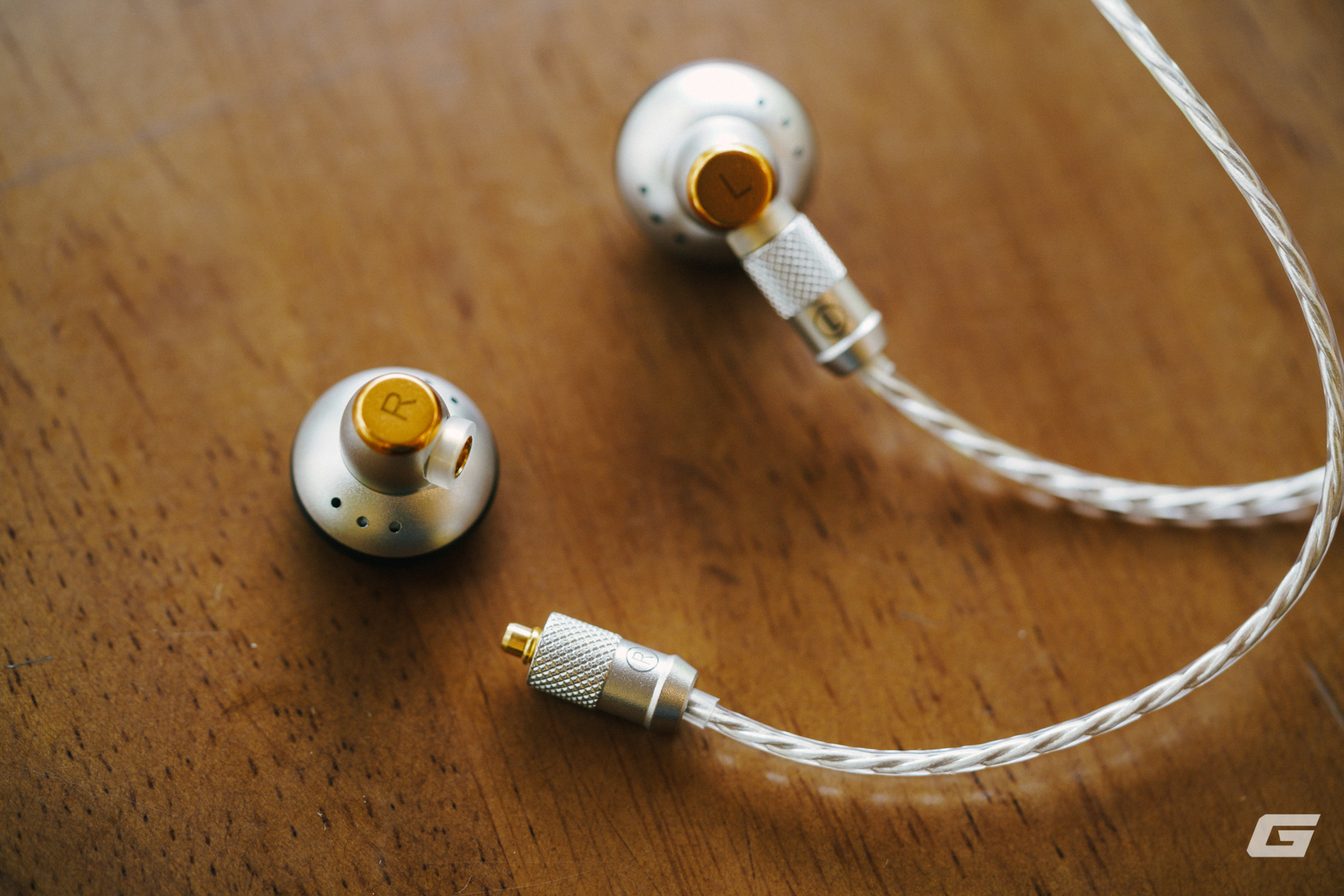 Tai nghe Earbuds liệu c&ograve;n chỗ đứng trong thị trường &acirc;m thanh hiện đại? - Ảnh 4.