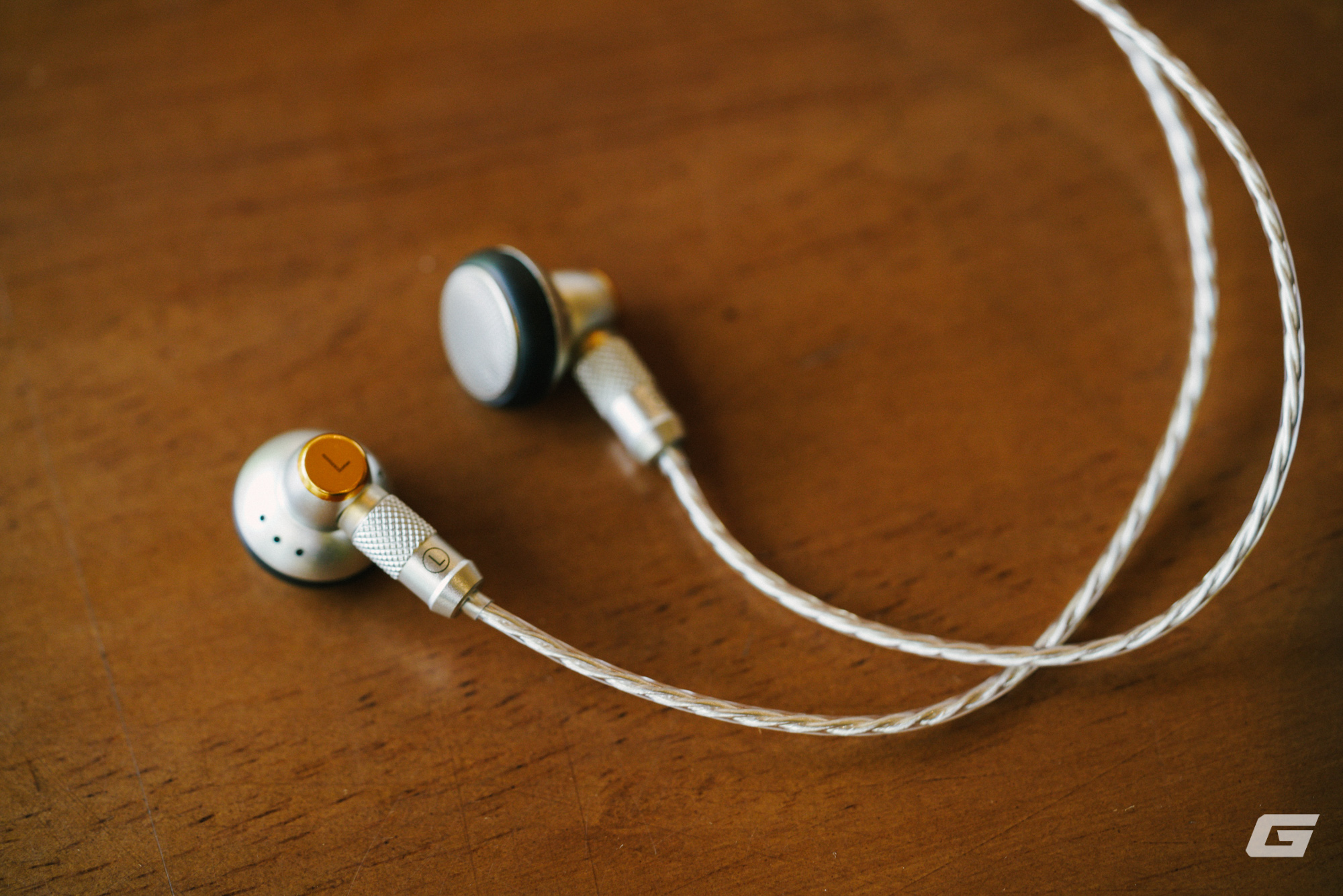 Tai nghe Earbuds liệu c&ograve;n chỗ đứng trong thị trường &acirc;m thanh hiện đại? - Ảnh 11.