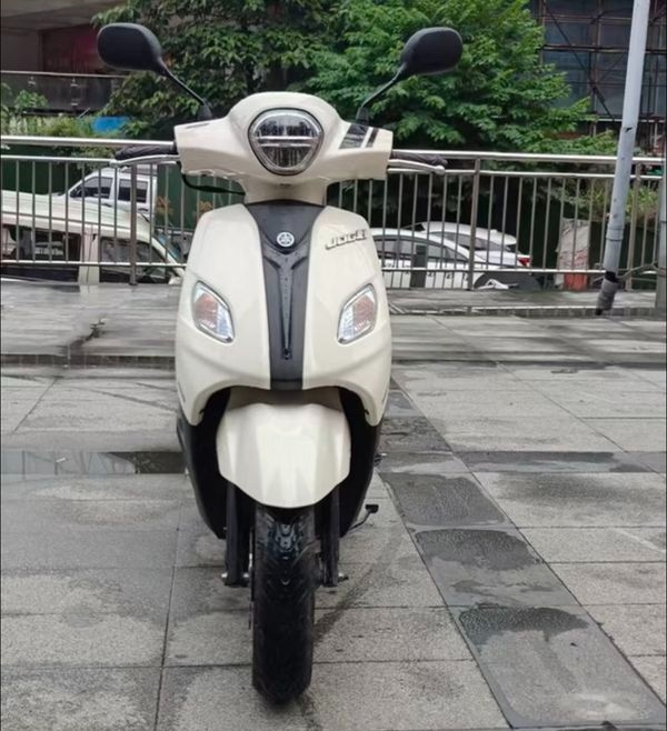 X&oacute;a bỏ lốp trơn trượt, Yamaha Jog i Plus lột x&aacute;c nhằm lật đổ xe quốc d&acirc;n Honda Vision - Ảnh 6.