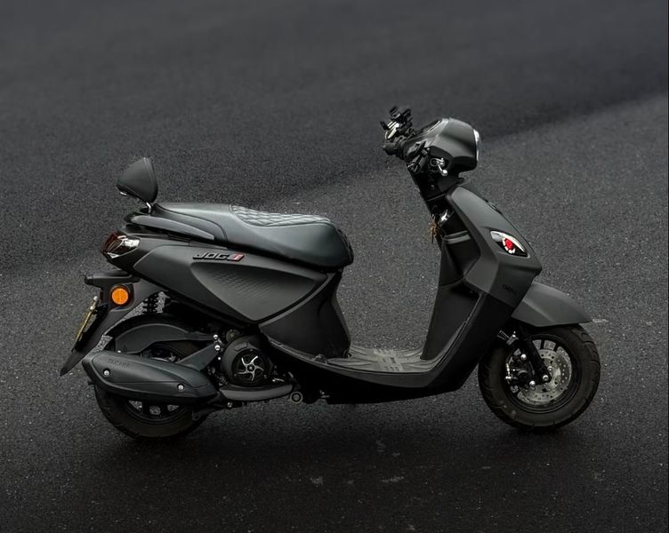 X&oacute;a bỏ lốp trơn trượt, Yamaha Jog i Plus lột x&aacute;c nhằm lật đổ xe quốc d&acirc;n Honda Vision - Ảnh 3.