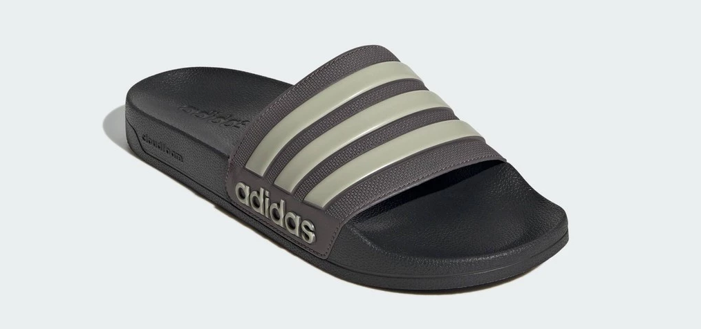 New Balance, Puma, adidas c&oacute; deal giảm tới 60%: Gợi &yacute; những m&oacute;n đ&aacute;ng xuống tiền từ gi&agrave;y, quần &aacute;o đến phụ kiện- Ảnh 8.