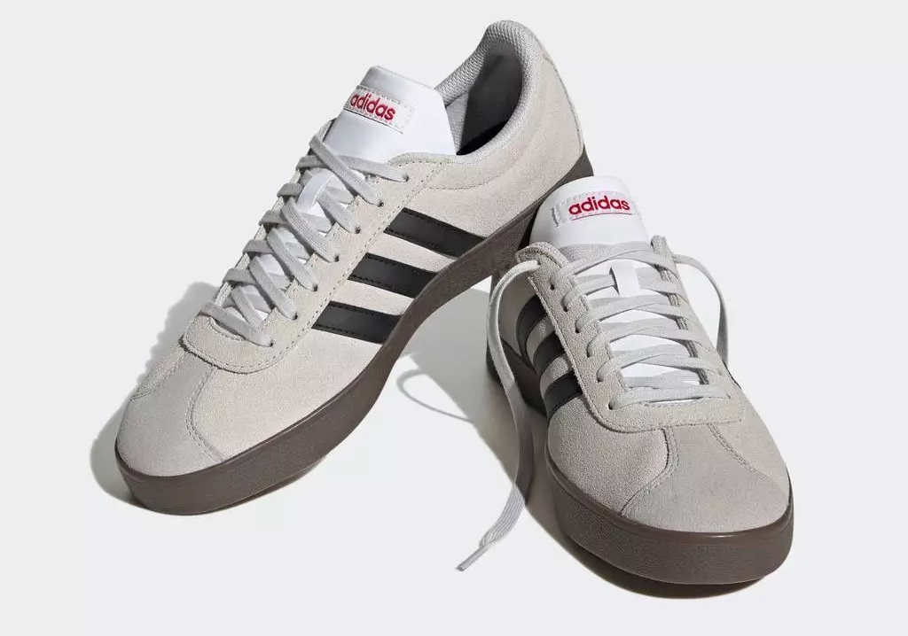 New Balance, Puma, adidas c&oacute; deal giảm tới 60%: Gợi &yacute; những m&oacute;n đ&aacute;ng xuống tiền từ gi&agrave;y, quần &aacute;o đến phụ kiện- Ảnh 7.