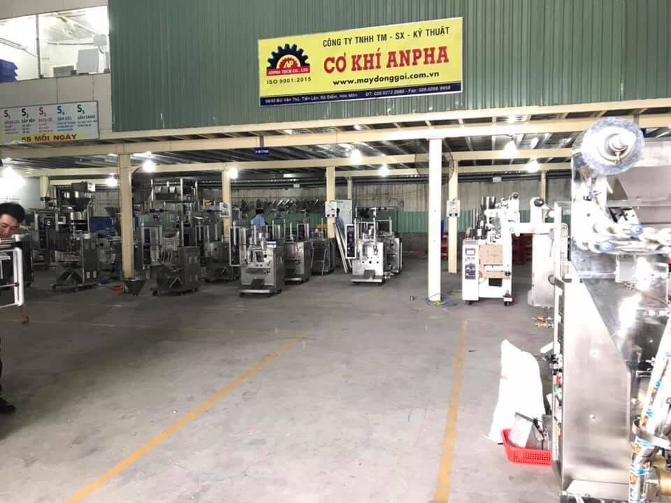 Xưởng chế tạo m&aacute;y đ&oacute;ng g&oacute;i Anpha Tech đồng h&agrave;nh c&ugrave;ng doanh nghiệp sản xuất trong nước - Ảnh 1.