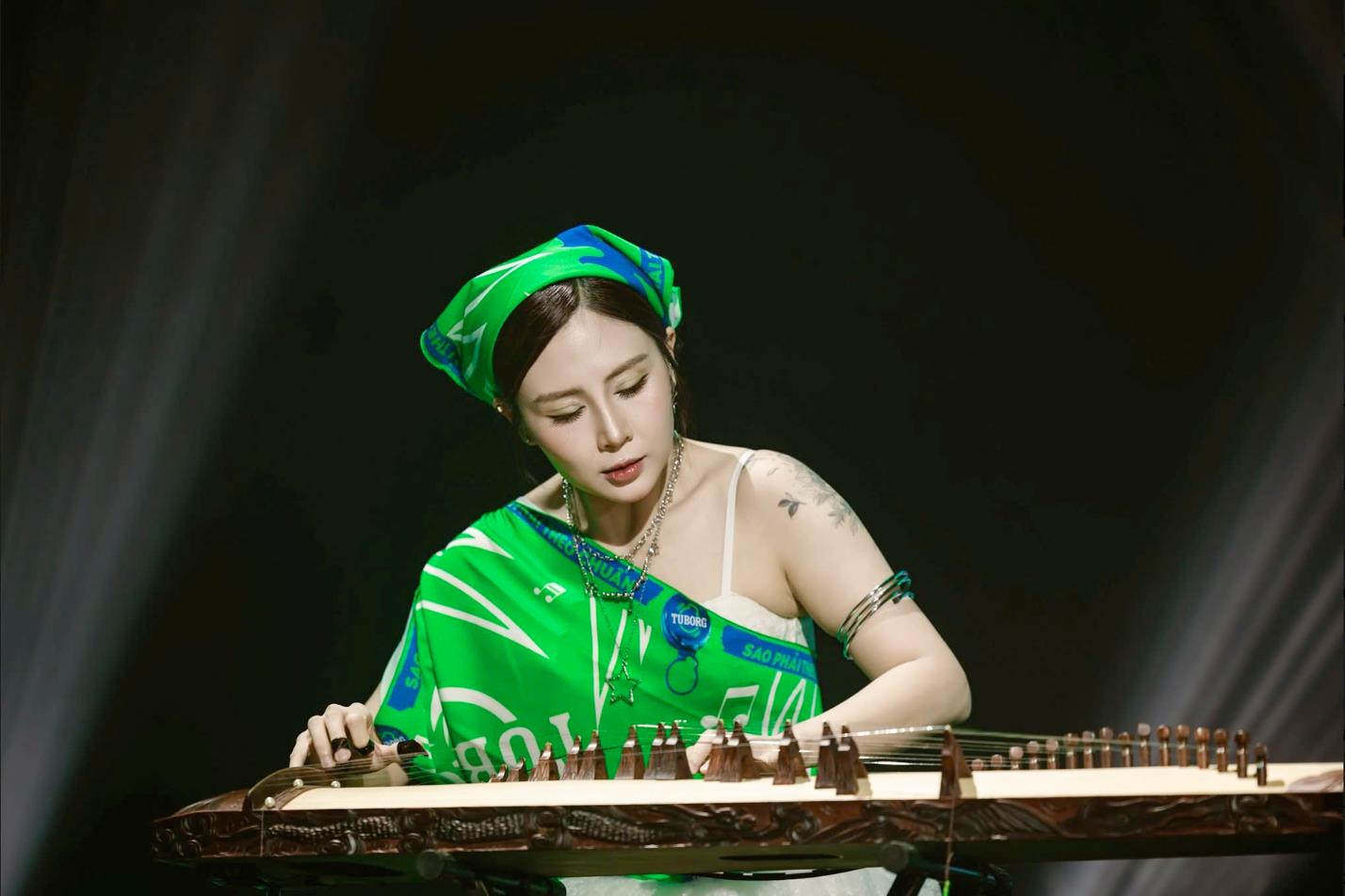 Không theo bất kỳ “chuẩn vui” nào, Gen Z biến nhạc hội thành “lãnh địa” độc bản - Ảnh 10. Không theo bất kỳ “chuẩn vui” nào, Gen Z biến nhạc hội thành “lãnh địa” độc bản - Ảnh 10.