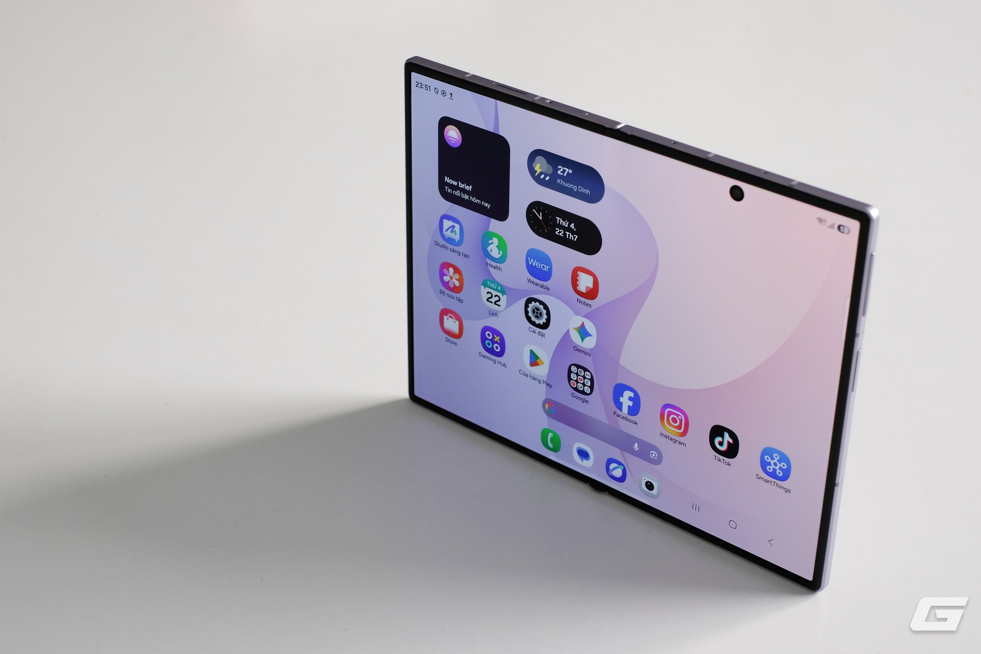 Chưa ch&iacute;nh thức mở b&aacute;n, Galaxy Z Fold8 đ&atilde; c&oacute; mức gi&aacute; thấp hơn đ&aacute;ng kể so với ni&ecirc;m yết- Ảnh 1.