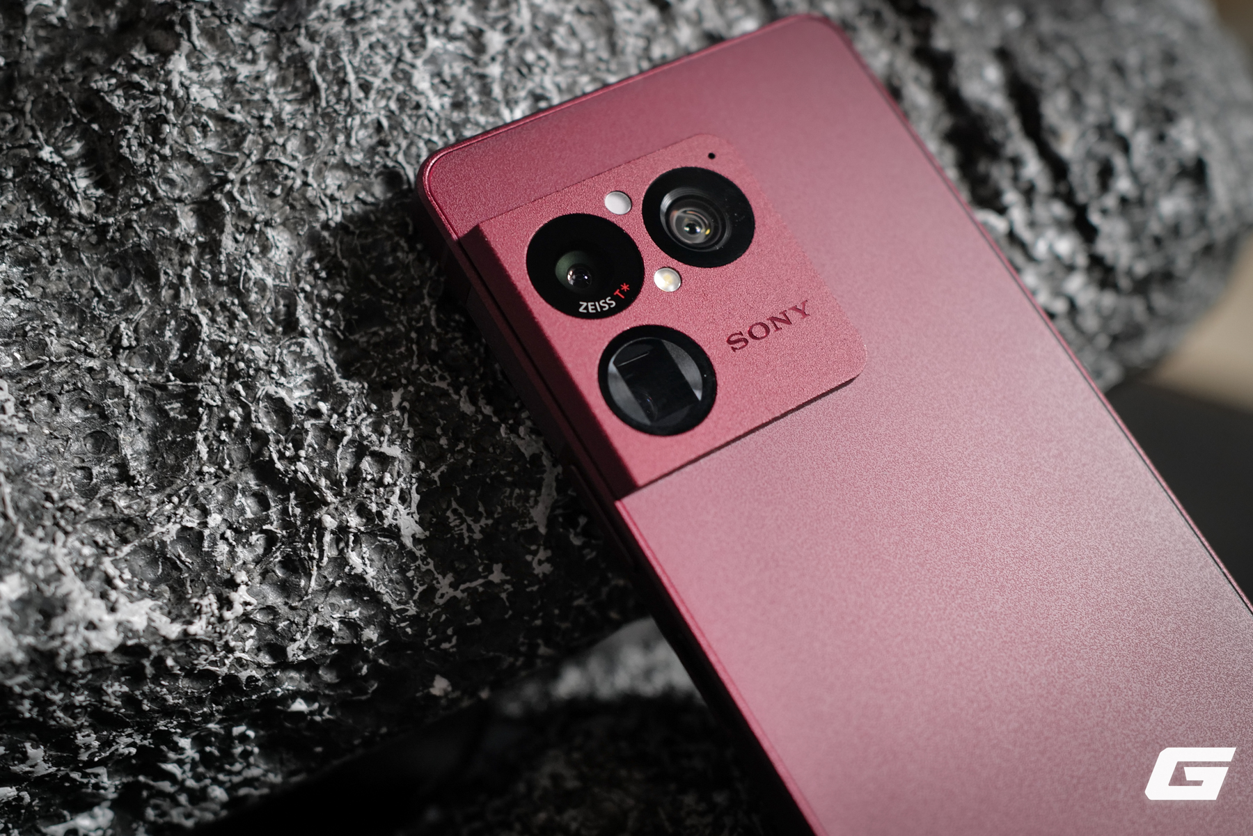 Gallery - Sony Xperia 1 VIII: Flagship duy nhất còn giữ jack tai nghe 3.5mm chính thức lên kệ Việt Nam, giá 39 triệu đồng - image 10