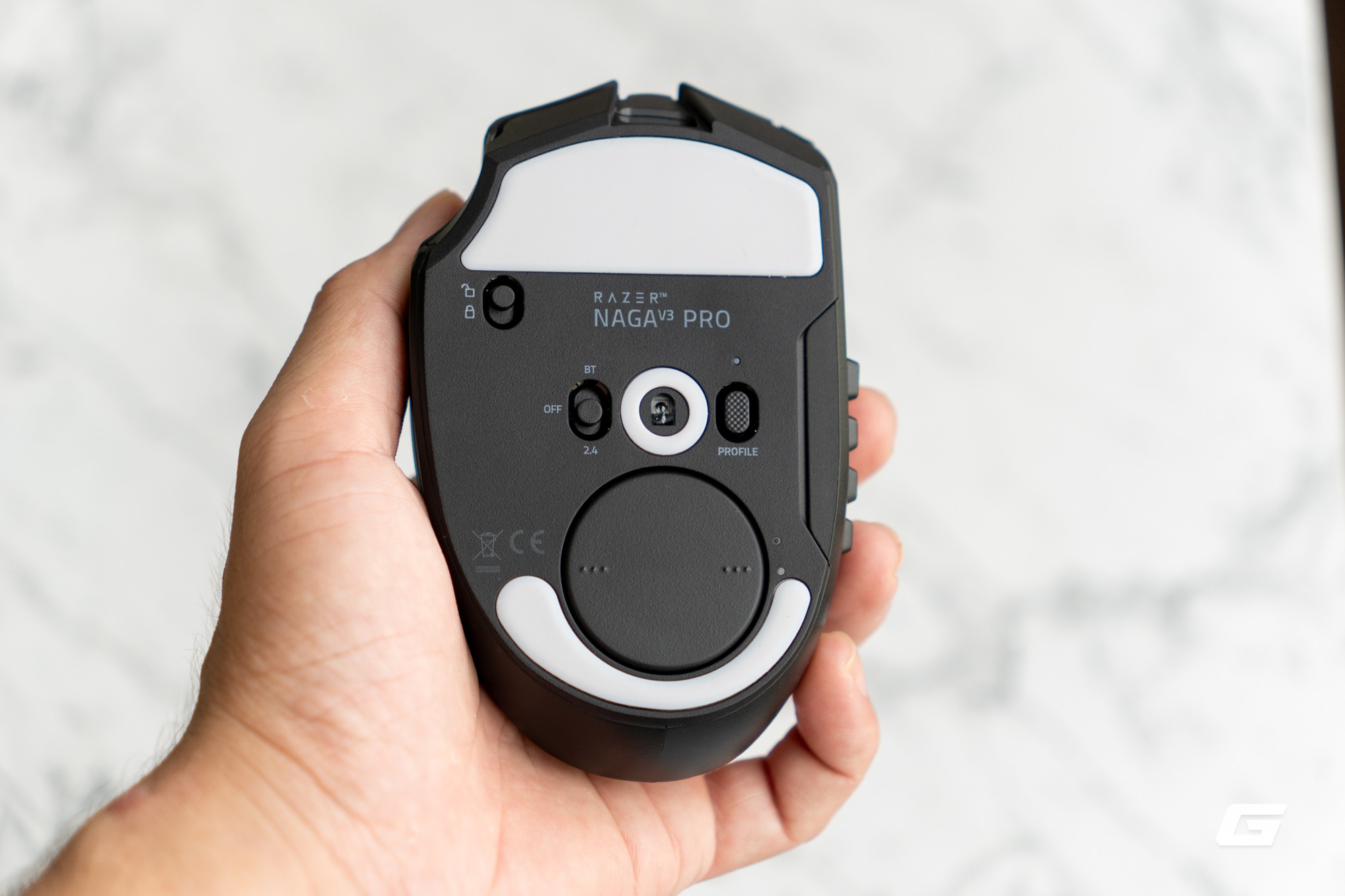 Tr&ecirc;n tay Razer Naga V3 Pro: &ldquo;Rắn ba đầu&rdquo; đ&uacute;ng nghĩa, biến h&igrave;nh để c&acirc;n mọi thể loại game - Ảnh 16.