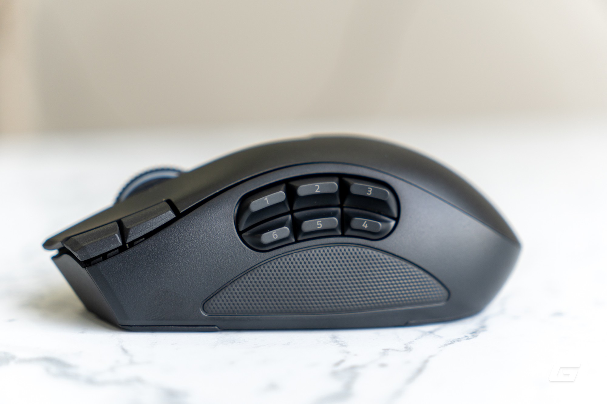 Tr&ecirc;n tay Razer Naga V3 Pro: &ldquo;Rắn ba đầu&rdquo; đ&uacute;ng nghĩa, biến h&igrave;nh để c&acirc;n mọi thể loại game - Ảnh 33.