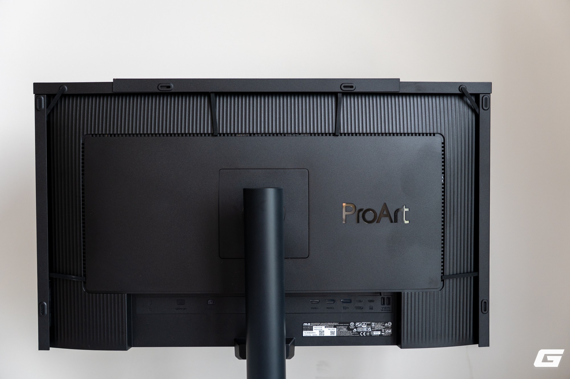 Trải nghiệm ASUS ProArt PA27UCGE: 4K sắc n&eacute;t, 160Hz mượt m&agrave; v&agrave; hai trang bị &ldquo;ch&acirc;n &aacute;i&rdquo; cho giới s&aacute;ng tạo - Ảnh 23.