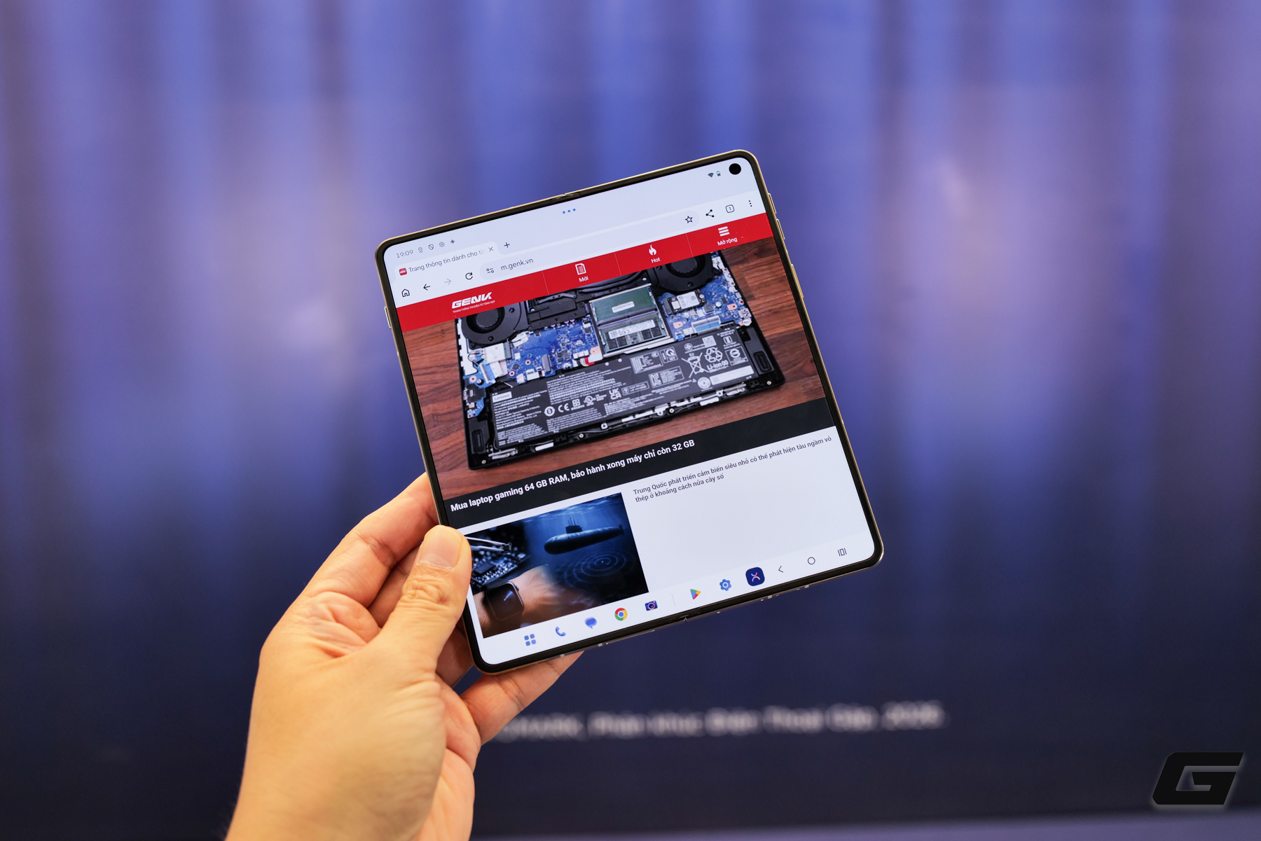 Gallery - Motorola Razr Fold ra mắt Việt Nam: 50 triệu đồng cho tham vọng chen chân vào cuộc chơi smartphone gập cao cấp - image 16