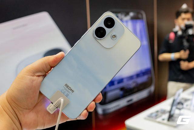 REDMI Note 17 Series ch&iacute;nh thức ra mắt: Pin "Pro Max" 10.000 mAh như cục sạc dự ph&ograve;ng, độ bền cũng được đẩy l&ecirc;n tối đa- Ảnh 4.