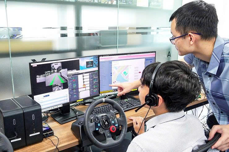 H&agrave; Nội thử nghiệm xe bu&yacute;t tự h&agrave;nh, Robot giao h&agrave;ng, Taxi tự l&aacute;i- Ảnh 2.
