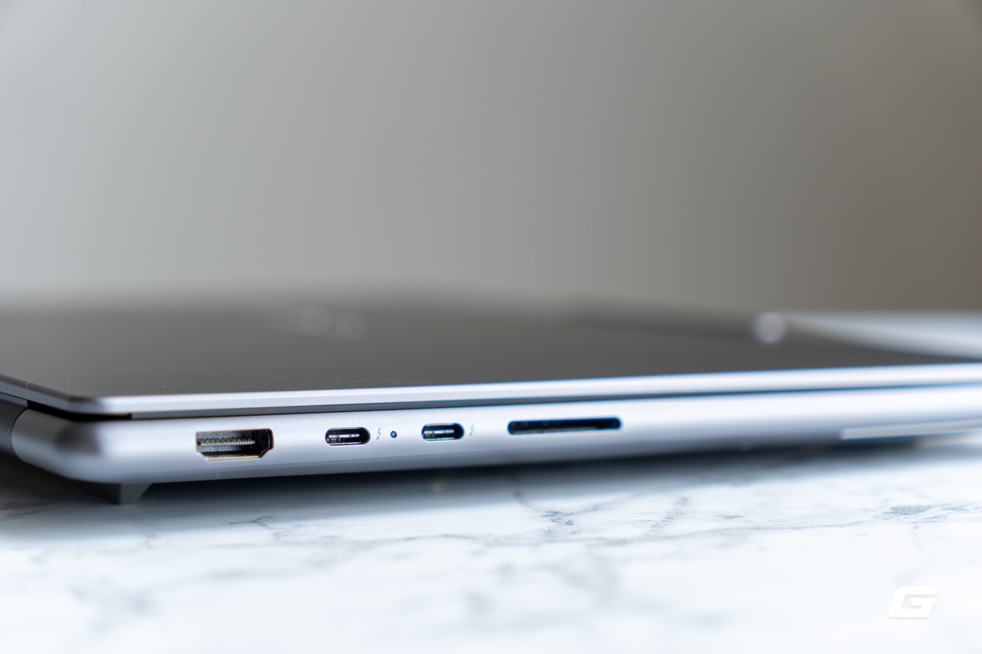 Đ&aacute;nh gi&aacute; Lenovo Yoga Pro 7i 2026: Aura Edition kh&ocirc;ng chỉ l&agrave; t&ecirc;n gọi - &ldquo;c&aacute;i bắt tay&rdquo; giữa Intel v&agrave; Lenovo sau ba năm đ&atilde; ra sao? - Ảnh 15.